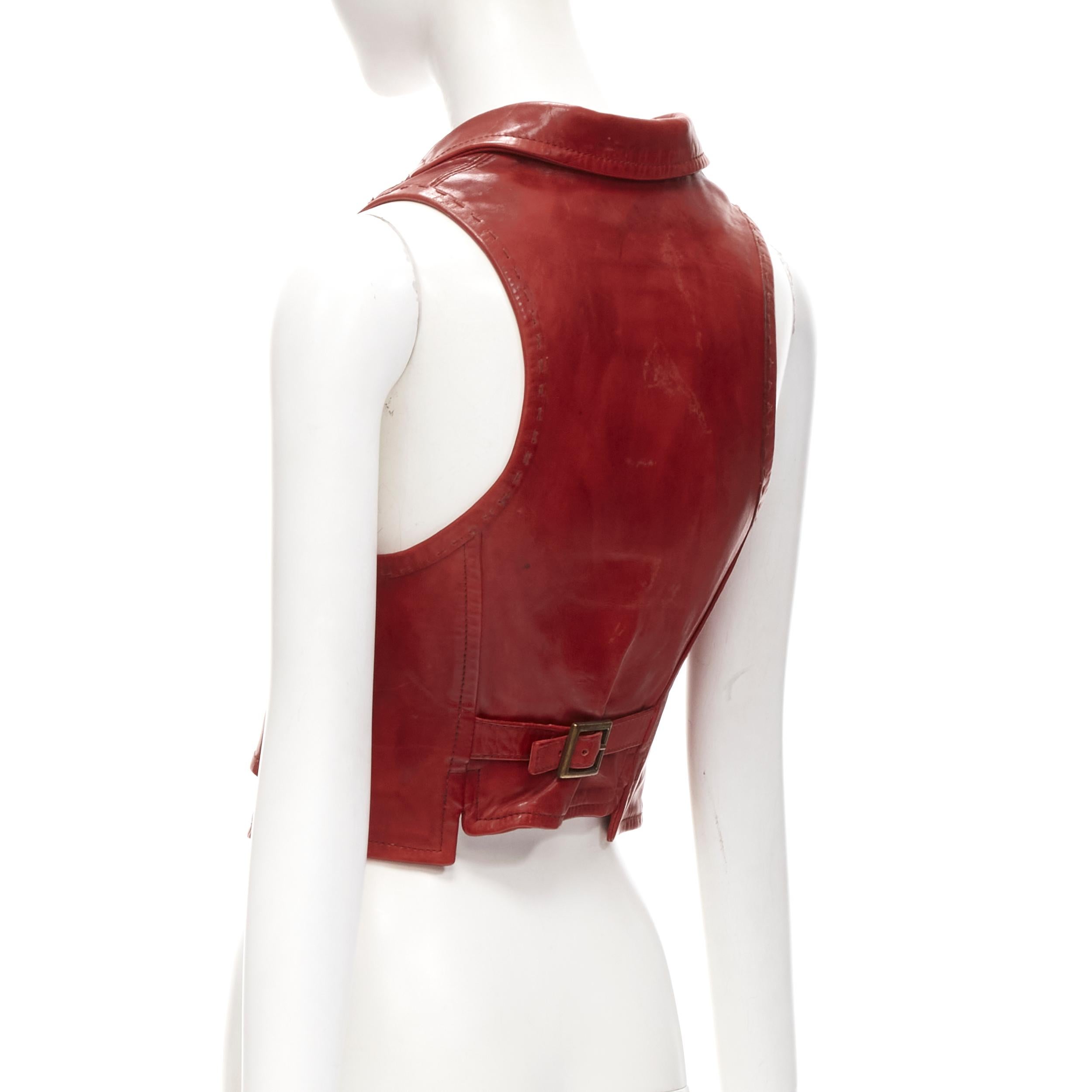 DSQUARED2 Y2K distressed red leather hook bar cropped vest S In Excellent Condition For Sale In Hong Kong, NT