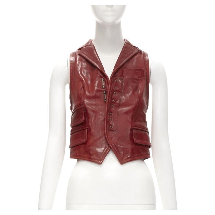 DSQUARED2 Y2K chaleco recortado de cuero rojo envejecido con corchetes S en venta