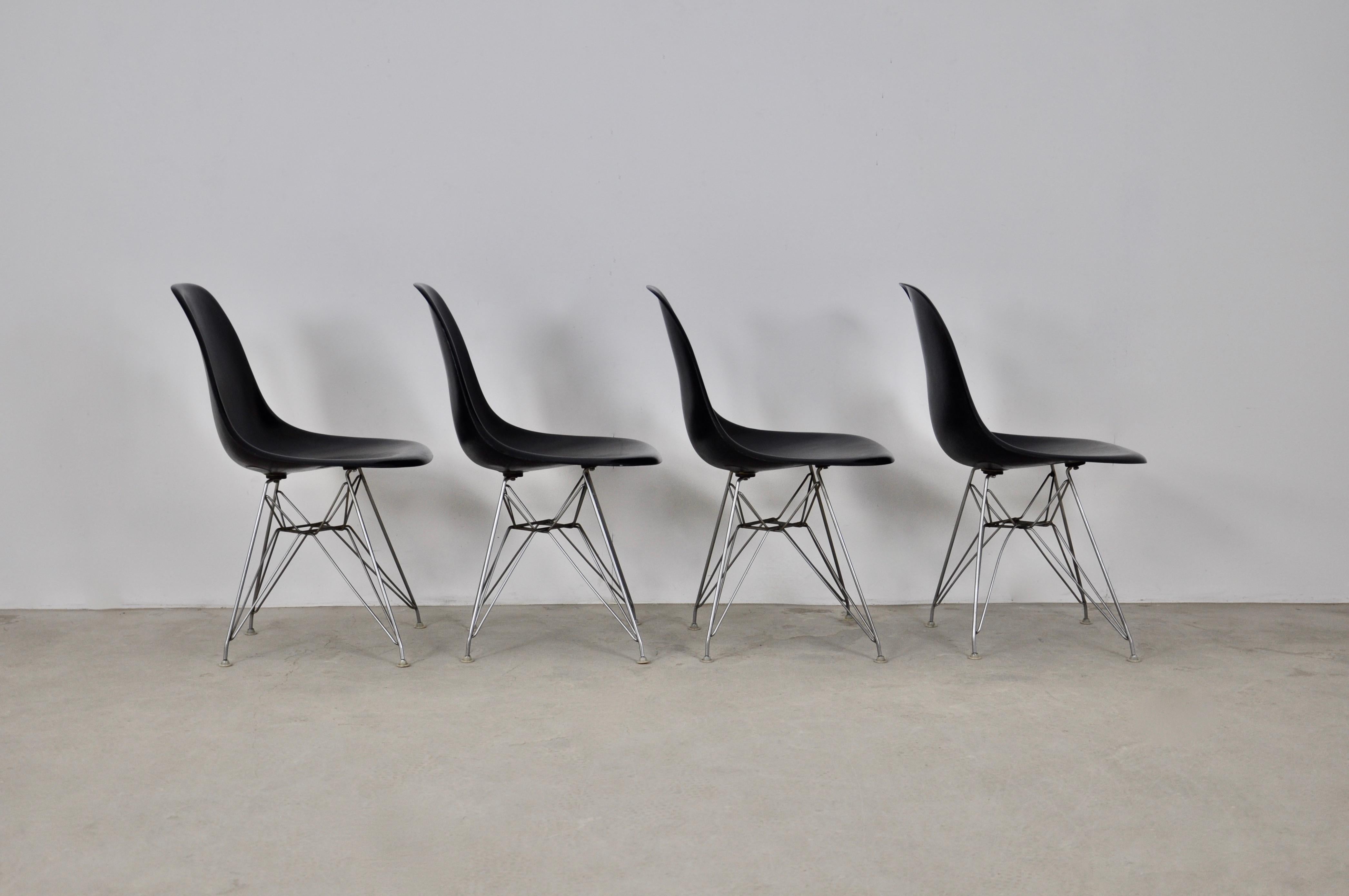 Central American DSR chairs by Charles & Ray Eames for Herman Miller, 1970s For Sale