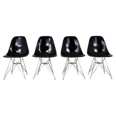 DSR chairs by Charles & Ray Eames for Herman Miller, 1970s