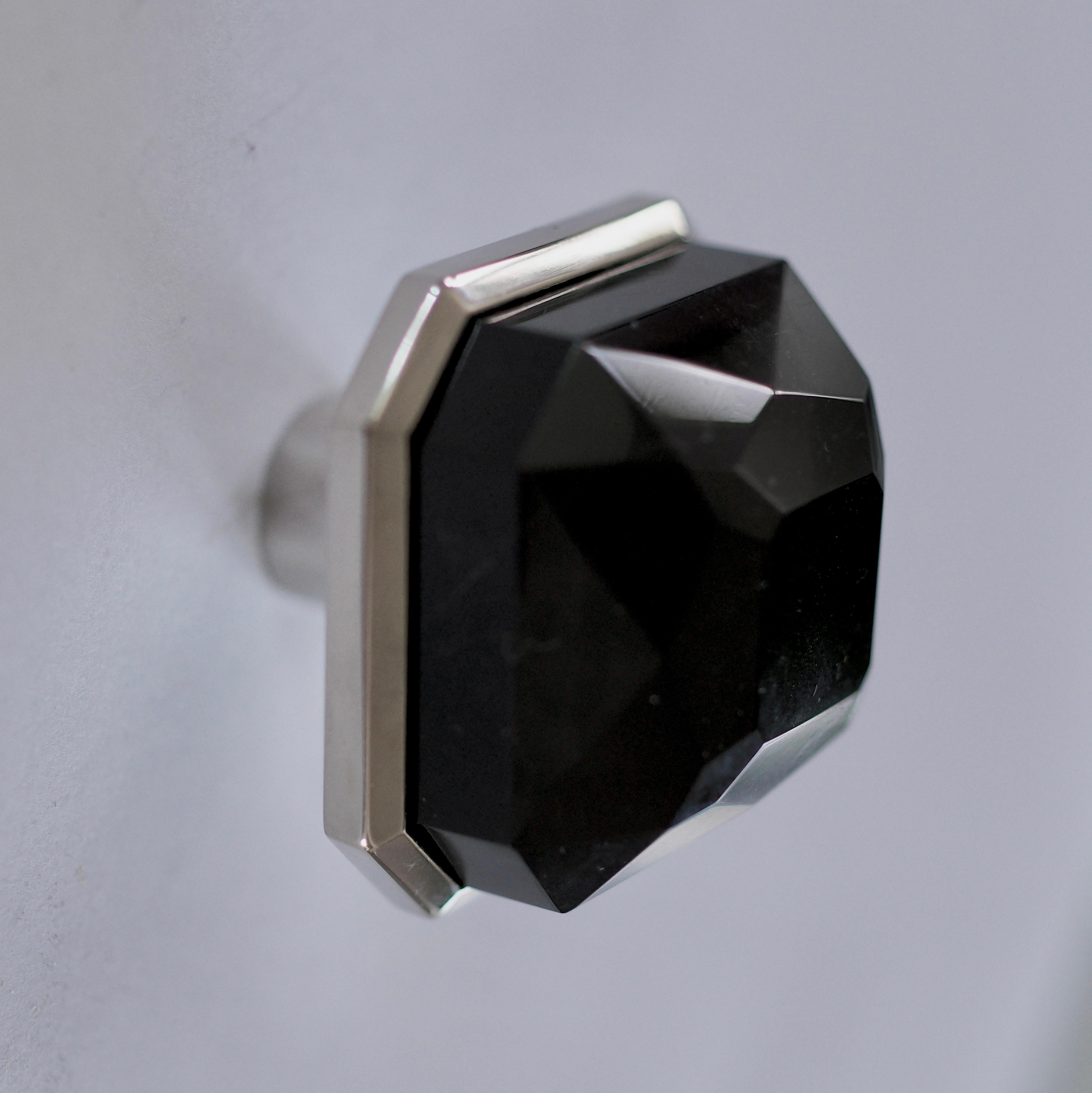Bouton en cristal de roche DSR Par Phoenix  Neuf - En vente à New York, NY