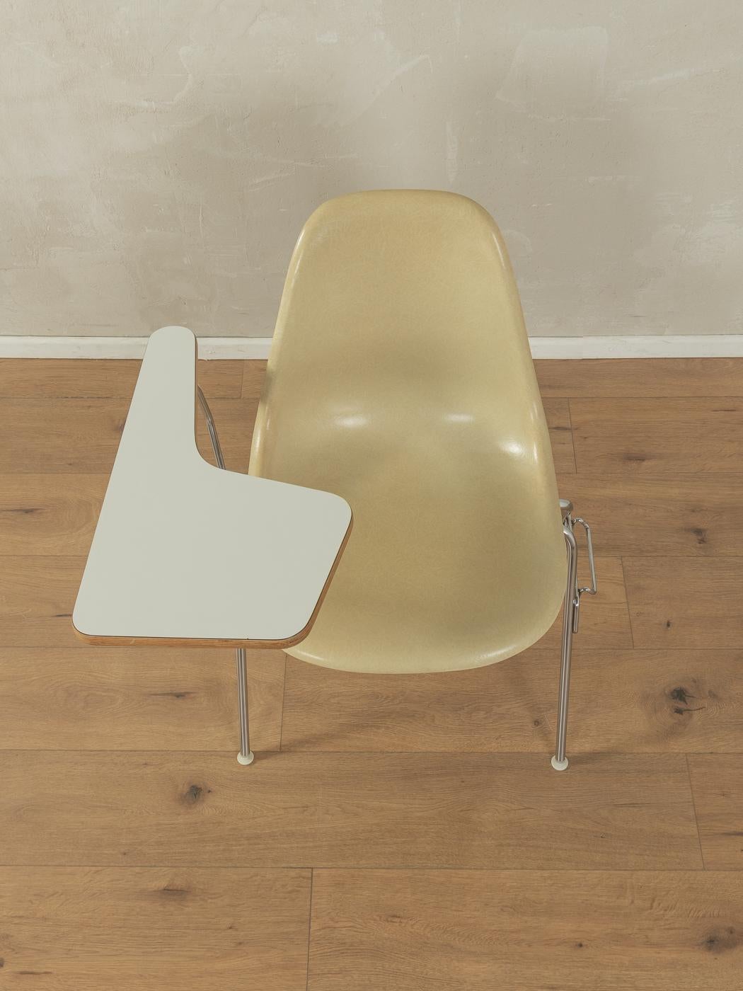 DSS-TA Chair, Charles & Ray Eames, Herman Miller For Sale 3