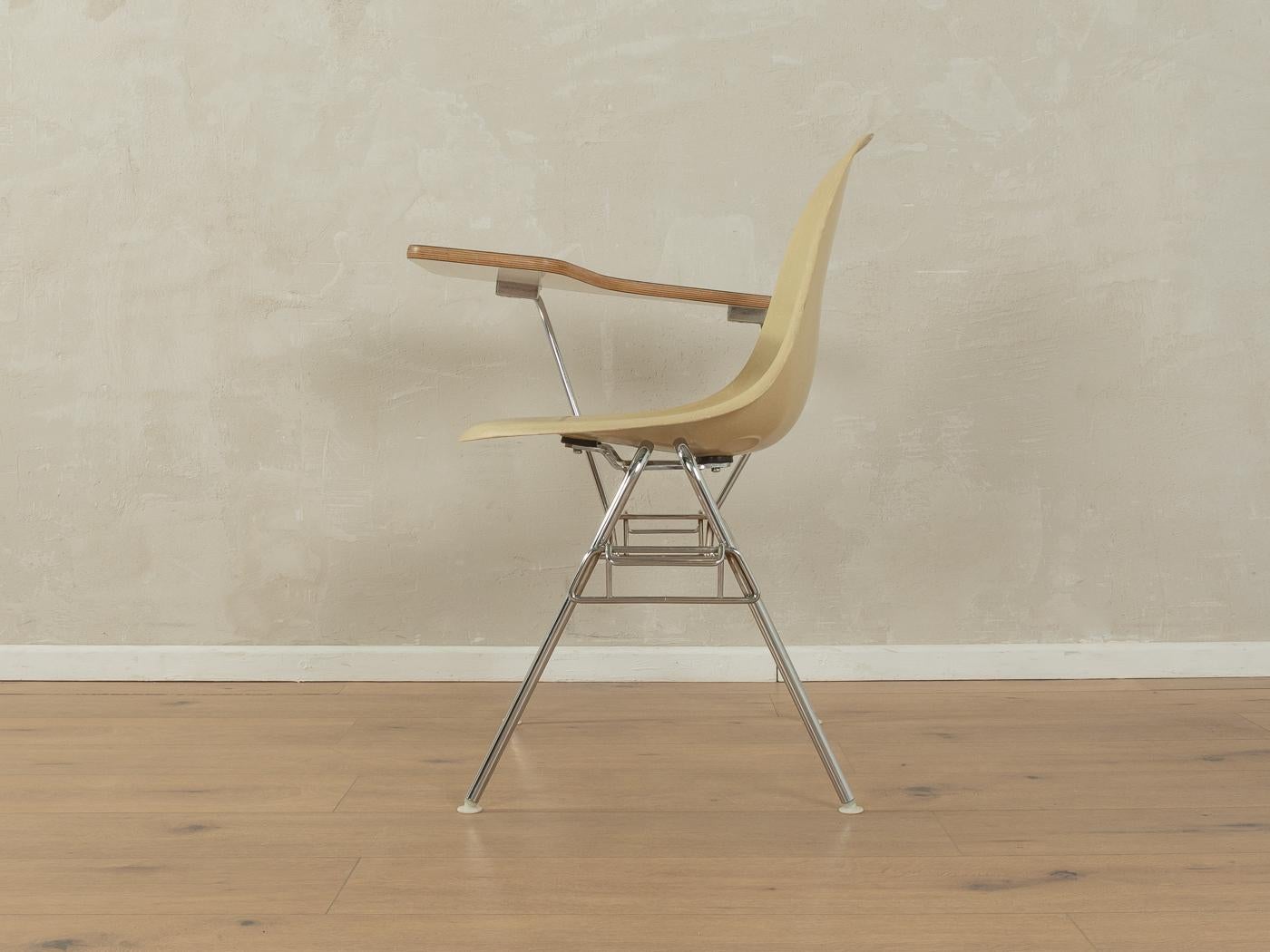 American DSS-TA Chair, Charles & Ray Eames, Herman Miller For Sale