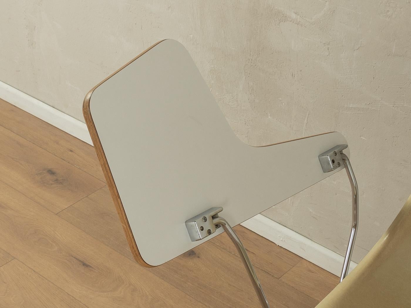 DSS-TA Chair, Charles & Ray Eames, Herman Miller For Sale 1