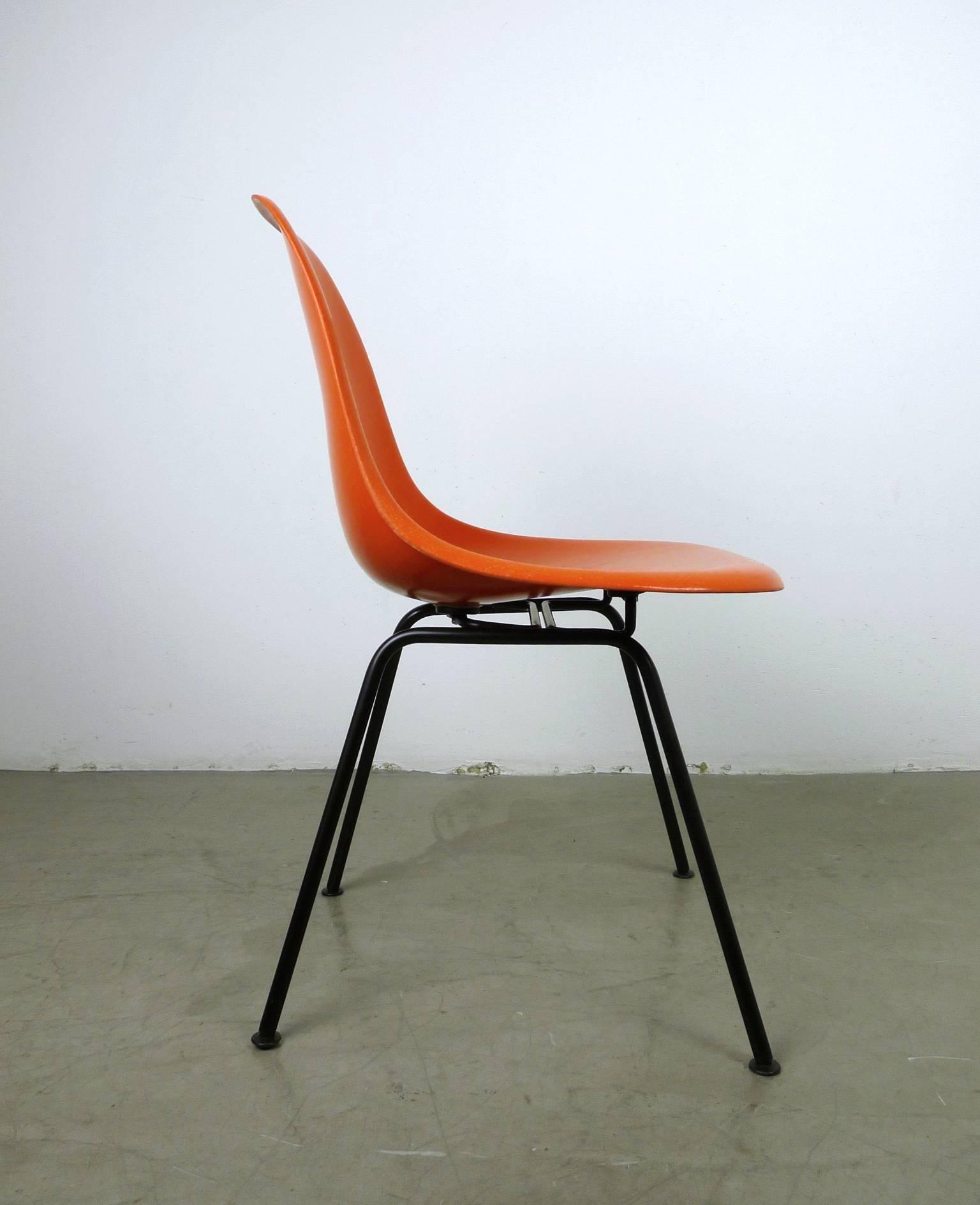 Lacquered DSX Fiberglass Side Chair by Ray &  Charles Eames for Herman Miller, USA, 1970s