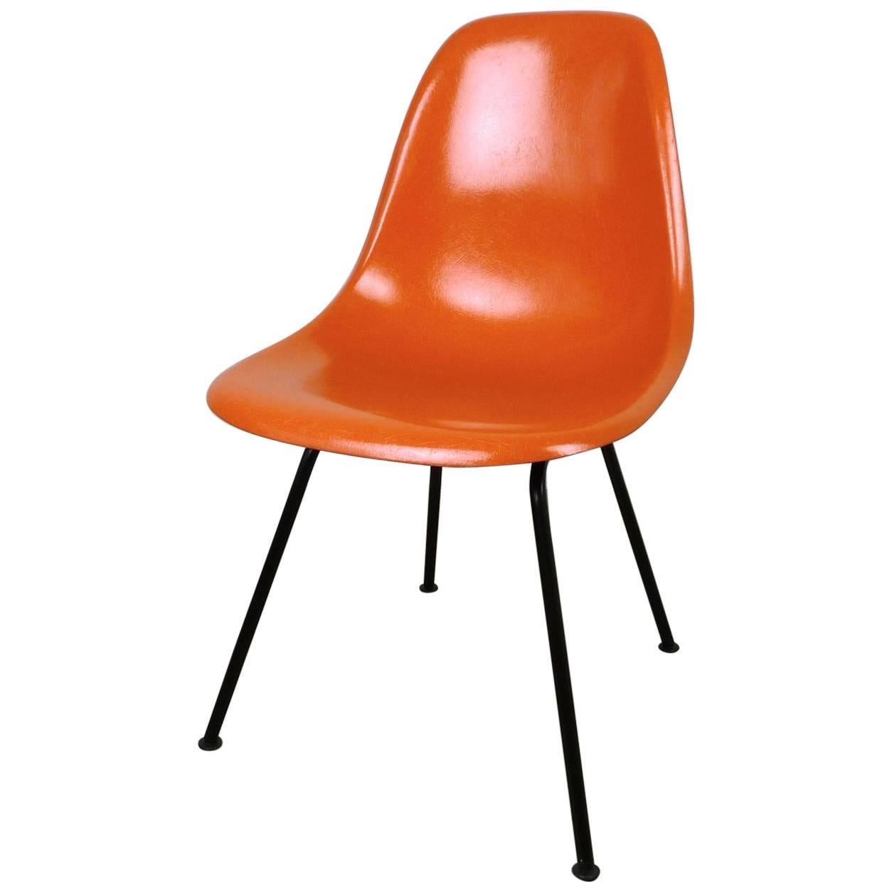 DSX Fiberglass Side Chair by Ray &  Charles Eames for Herman Miller, USA, 1970s
