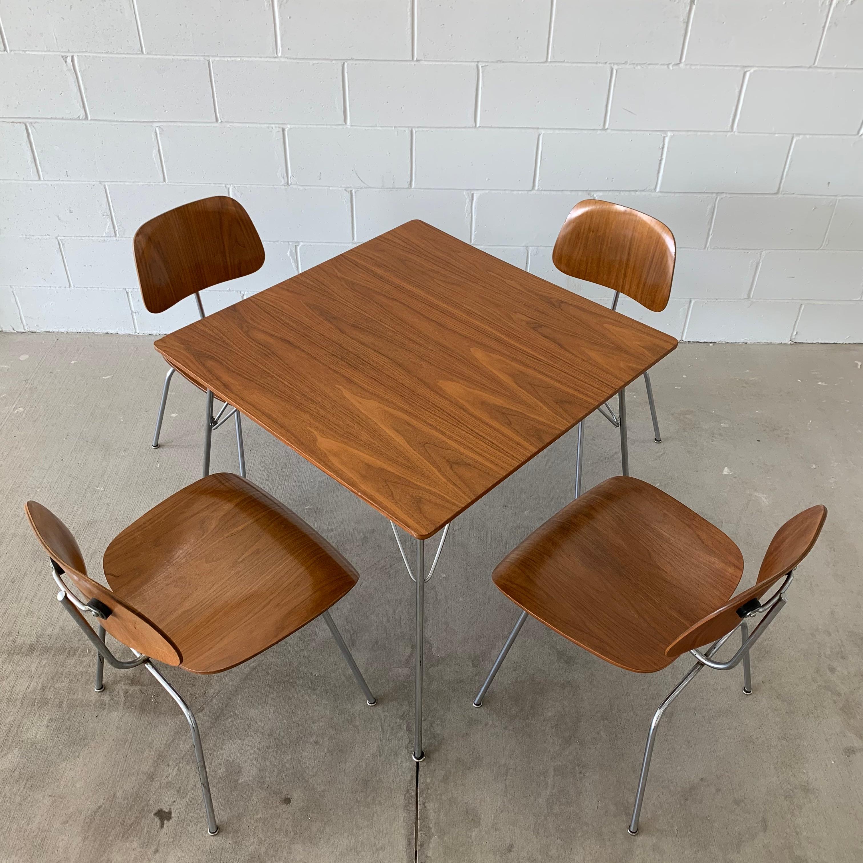 DTM2 von Ray und Charles Eames für Herman Miller 5