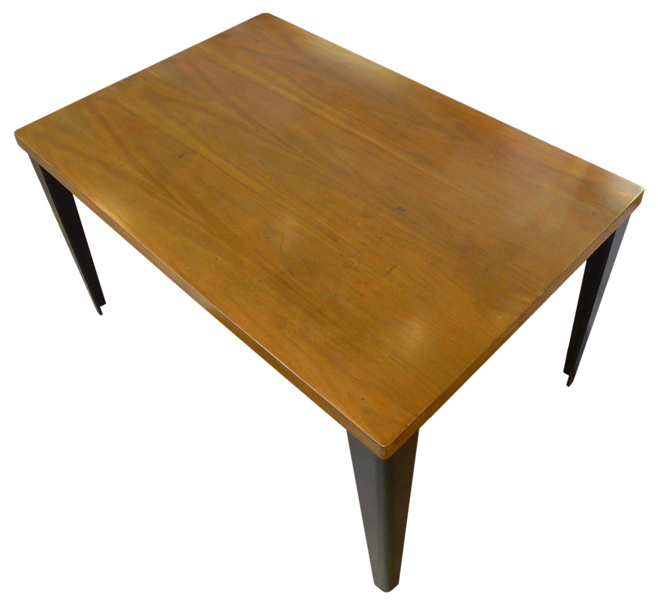 Mid-Century Modern DTW-1 Table by Charles Eames for Herman Miller For Sale
