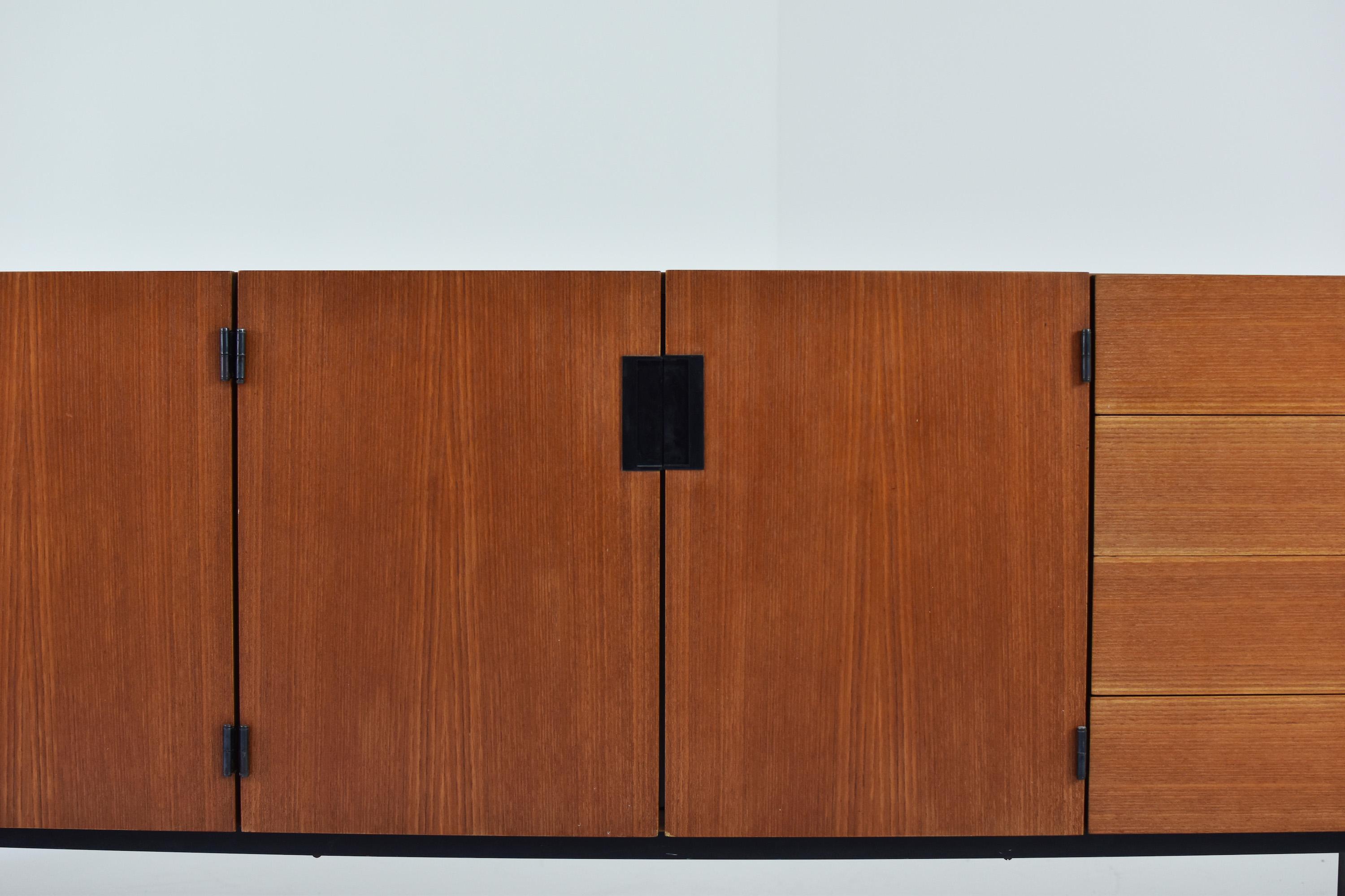 DU03 Sideboard by Cees Braakman for UMS Pastoe, The Netherlands, 1958 In Good Condition In Antwerp, BE