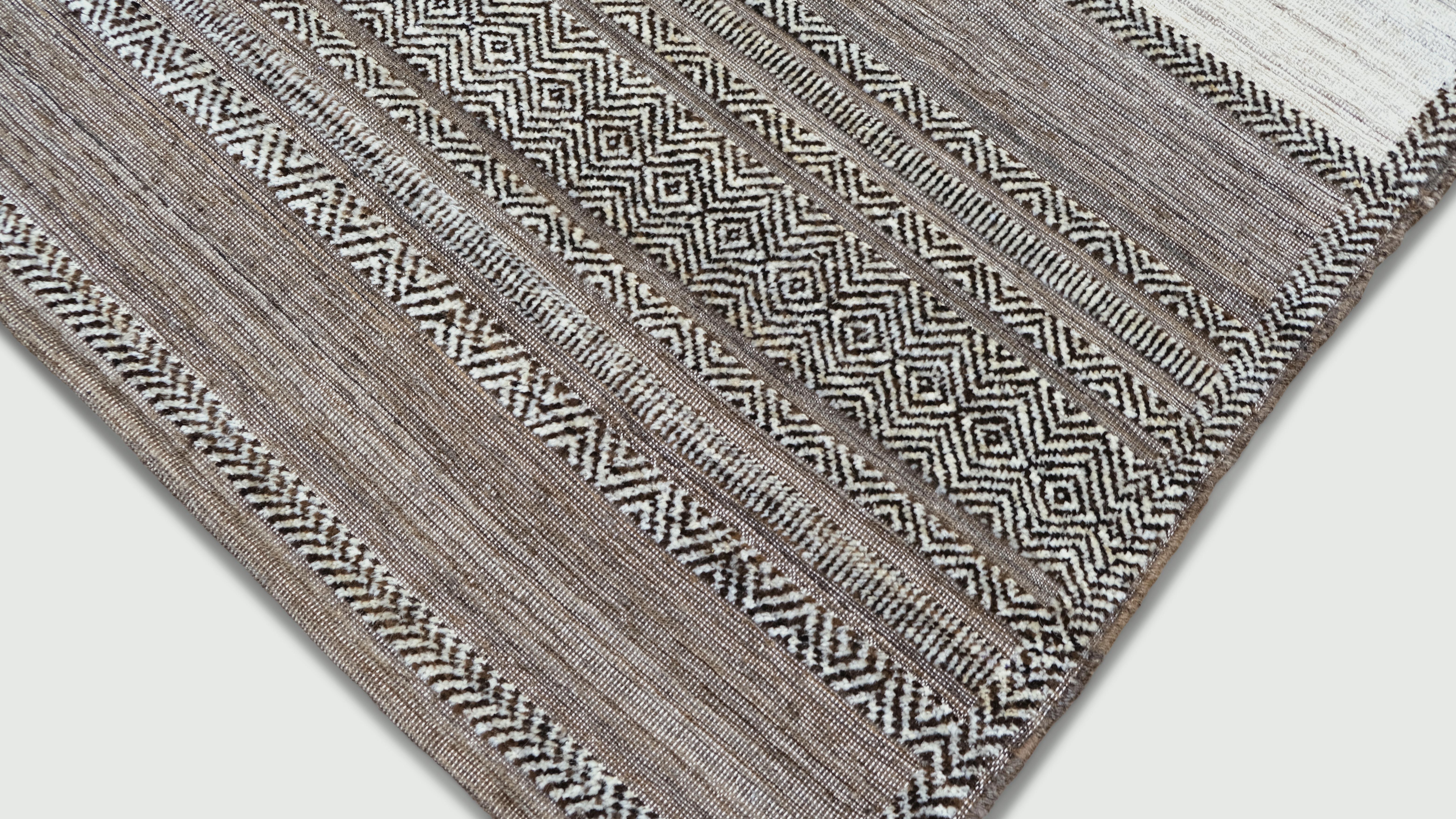 Alfombra de lana anudada a mano de pelo y kilim natural de doble banda 8'1''x10'6'' Moderno en venta