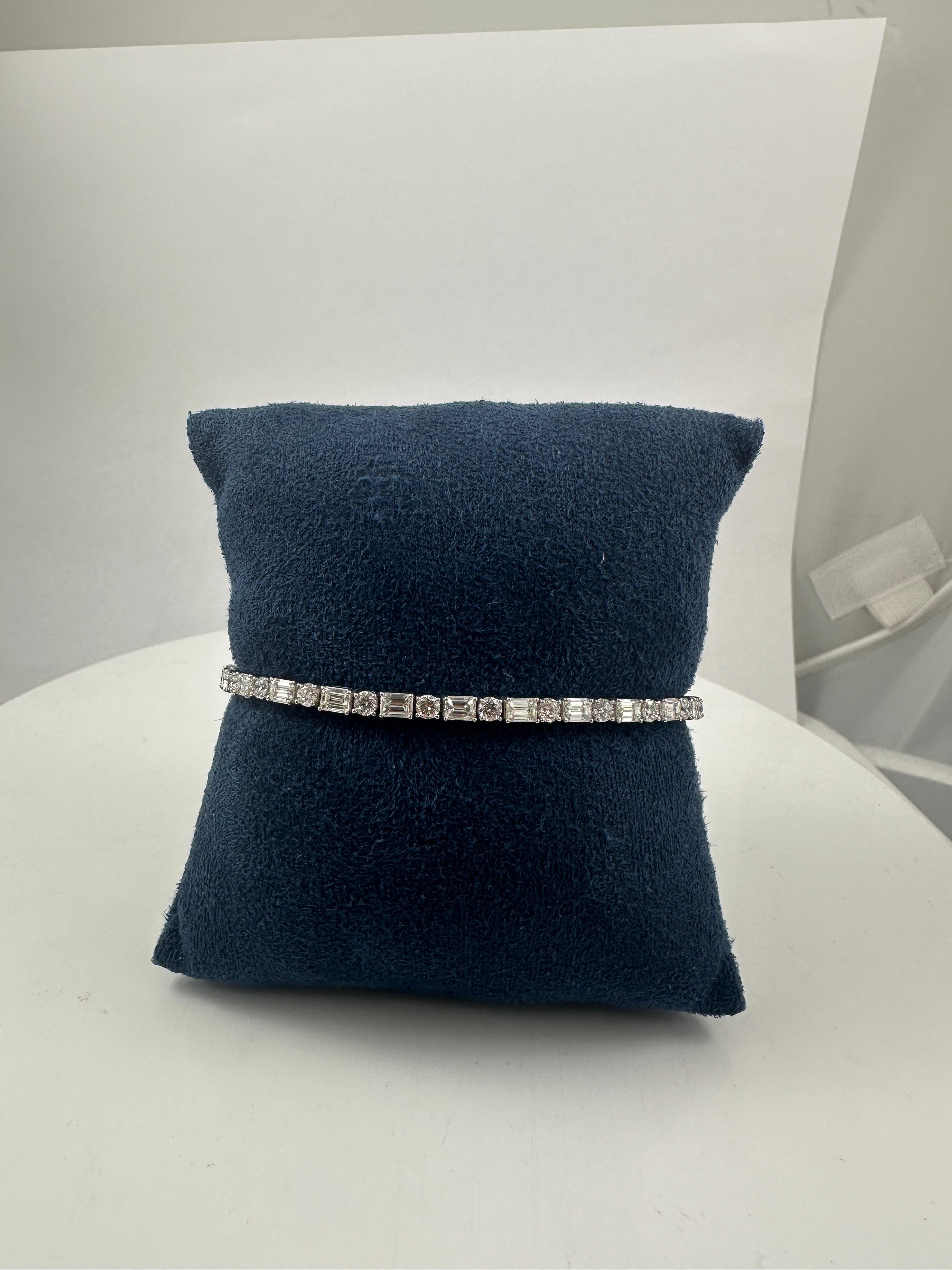 Dual Brilliance Diamond Tennis Bracelet in 14K White Gold, 6.60 Carats For Sale 1