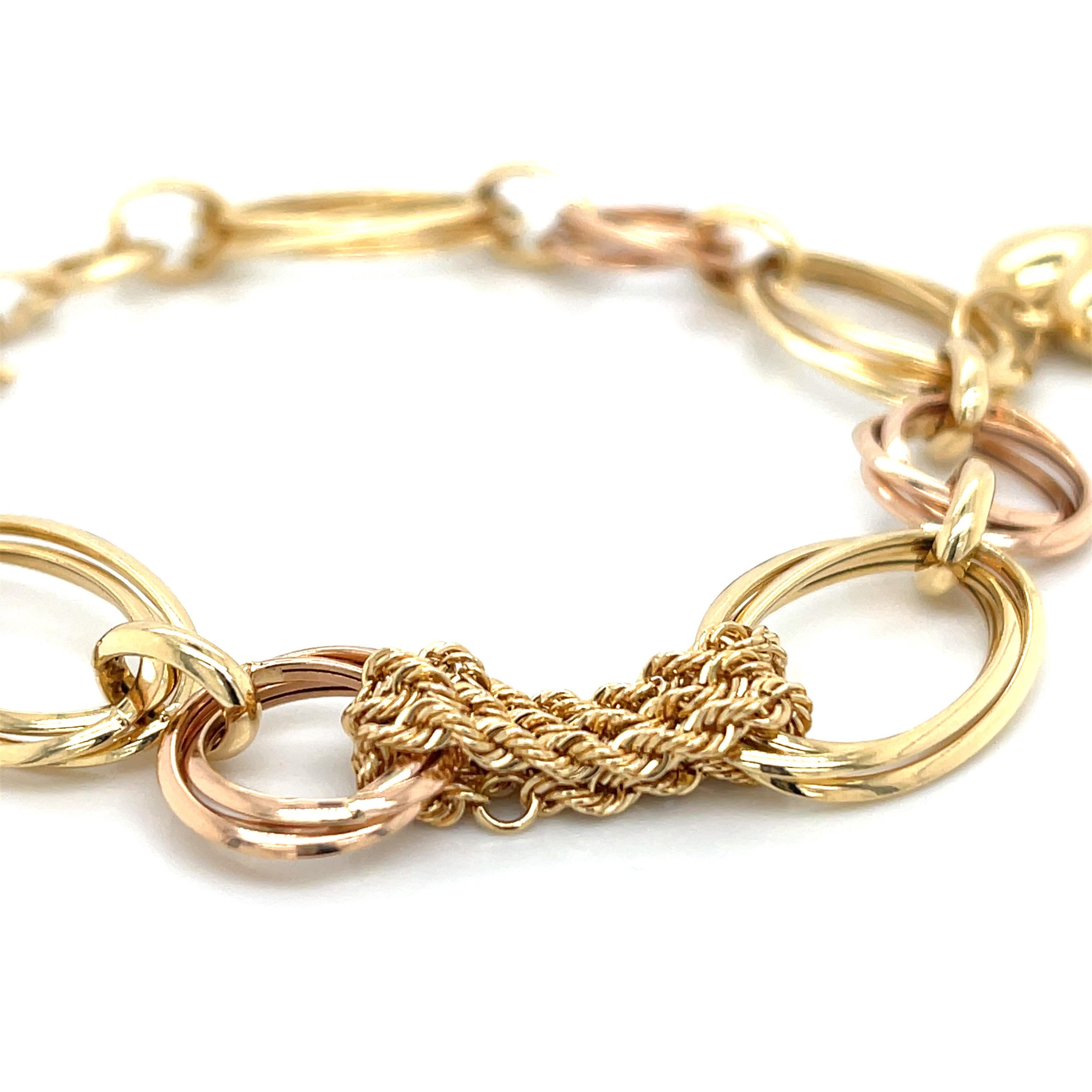 Dual-Chain Heart Charm 18K Yellow & Rose Gold Bracelet In New Condition For Sale In Ridgefield, CT