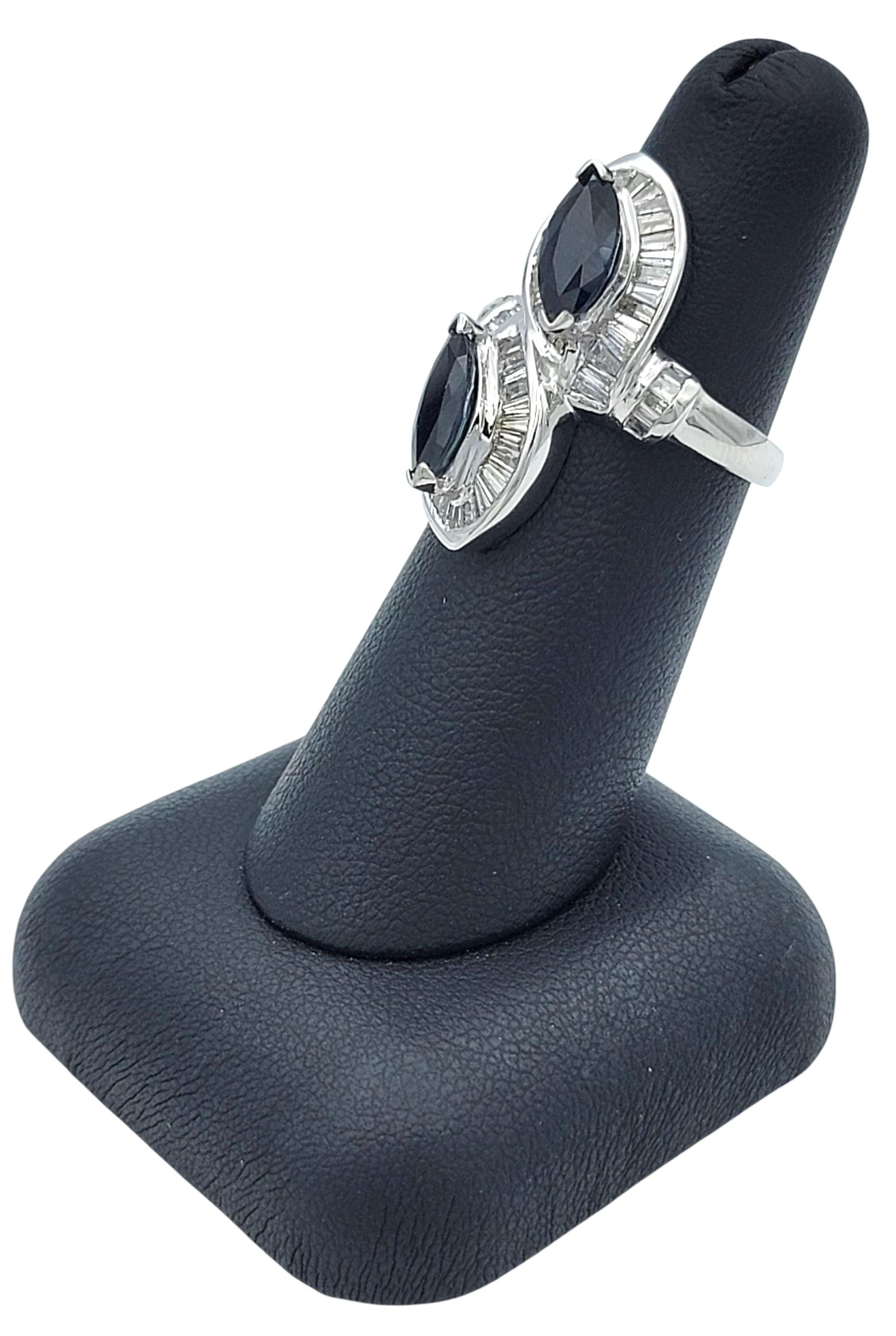 Bypass-Ring mit zwei Saphiren im Marquise-Schliff und Baguette-Diamanten 18 Karat Weißgold im Angebot 5