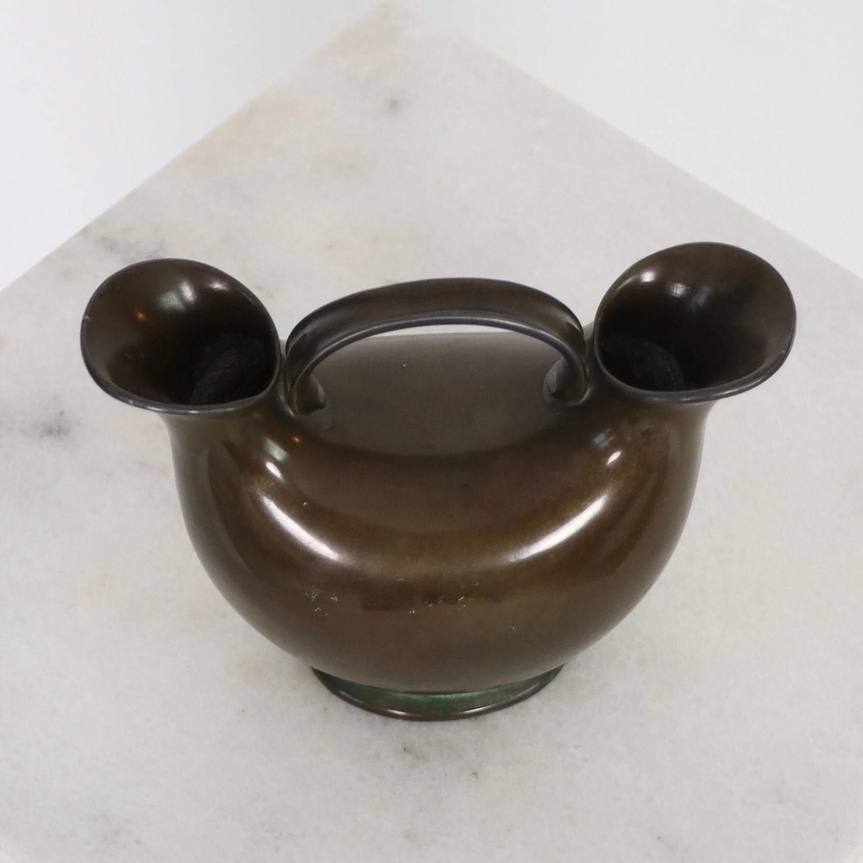 Vaso discometallo a doppio tubo di Just Andersen, anni '20, Danimarca in vendita 2