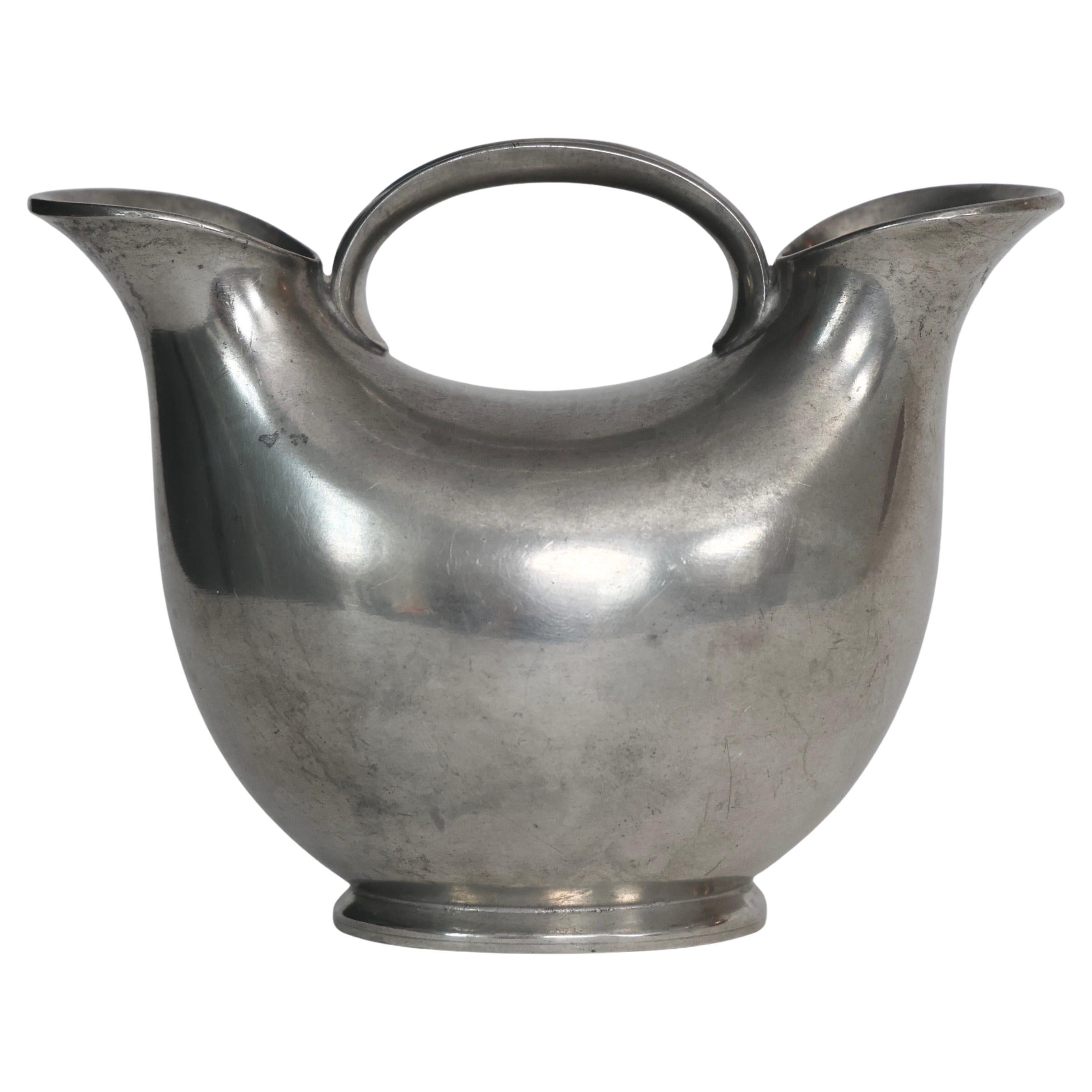 Vase en étain Dual-Pipe de Just Andersen, années 1920, Danemark