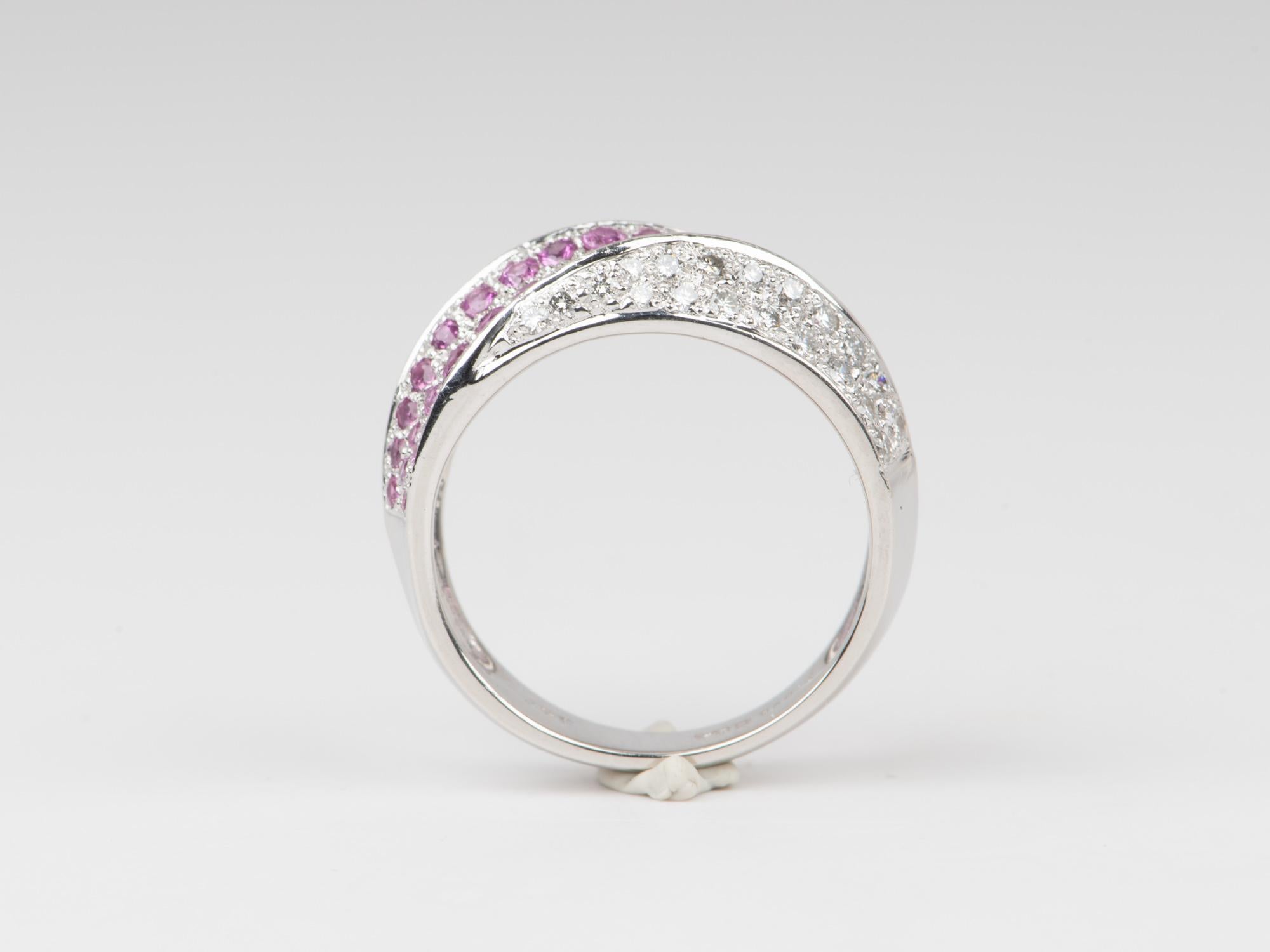 Dual Tone Three Dimensional Diamond and Pink Sapphire Band Ring 18K Gold V1130 In New Condition For Sale In Osprey, FL