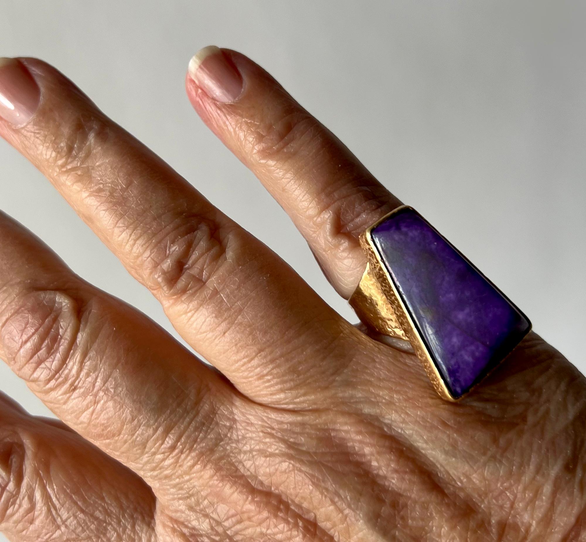 Duane Maktima Hopi Laguna Native American Charoite and 14K Gold Tufa Cast Ring 2