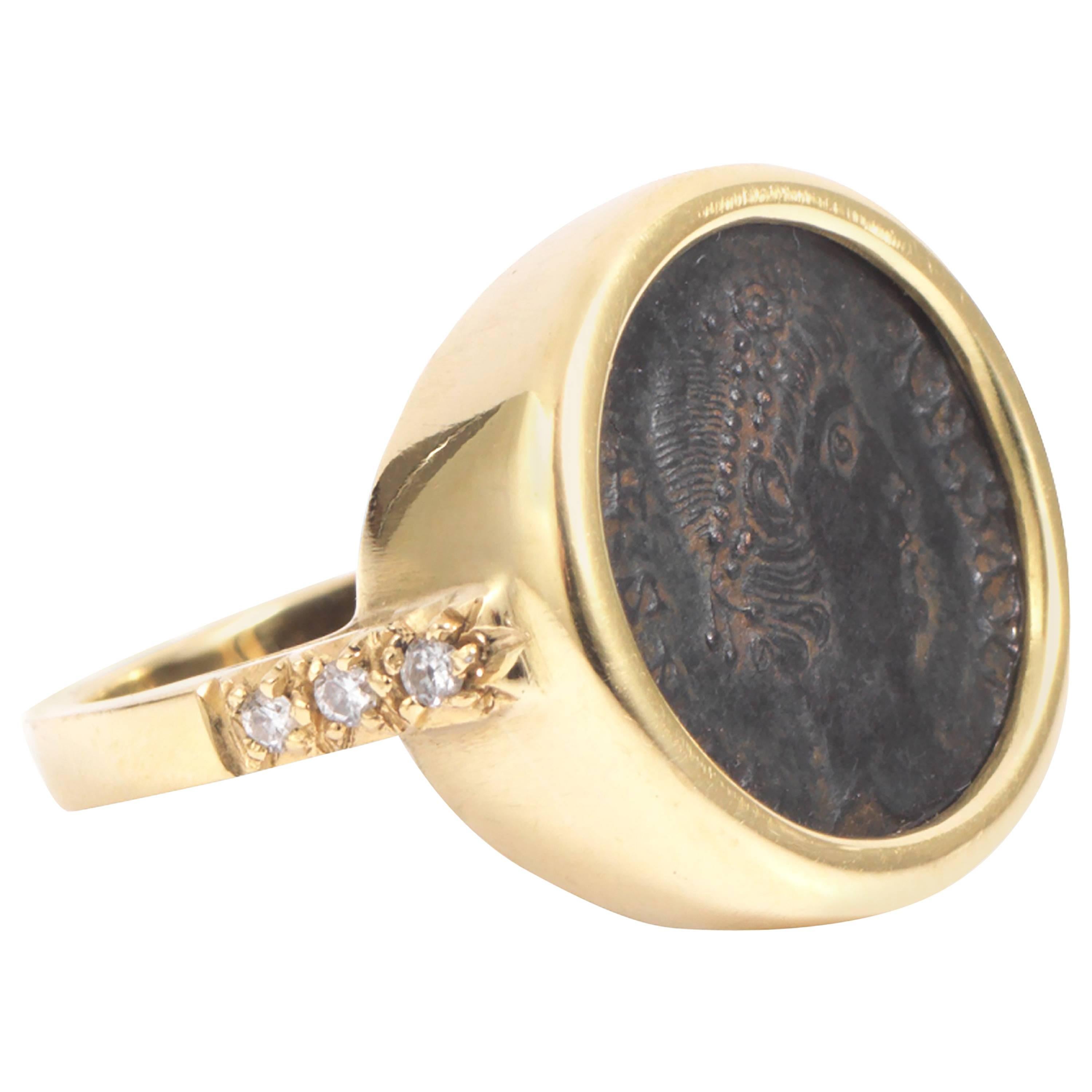 Bague en or jaune 18k Dubini Constantine Pièce de monnaie ancienne en bronze Diamant