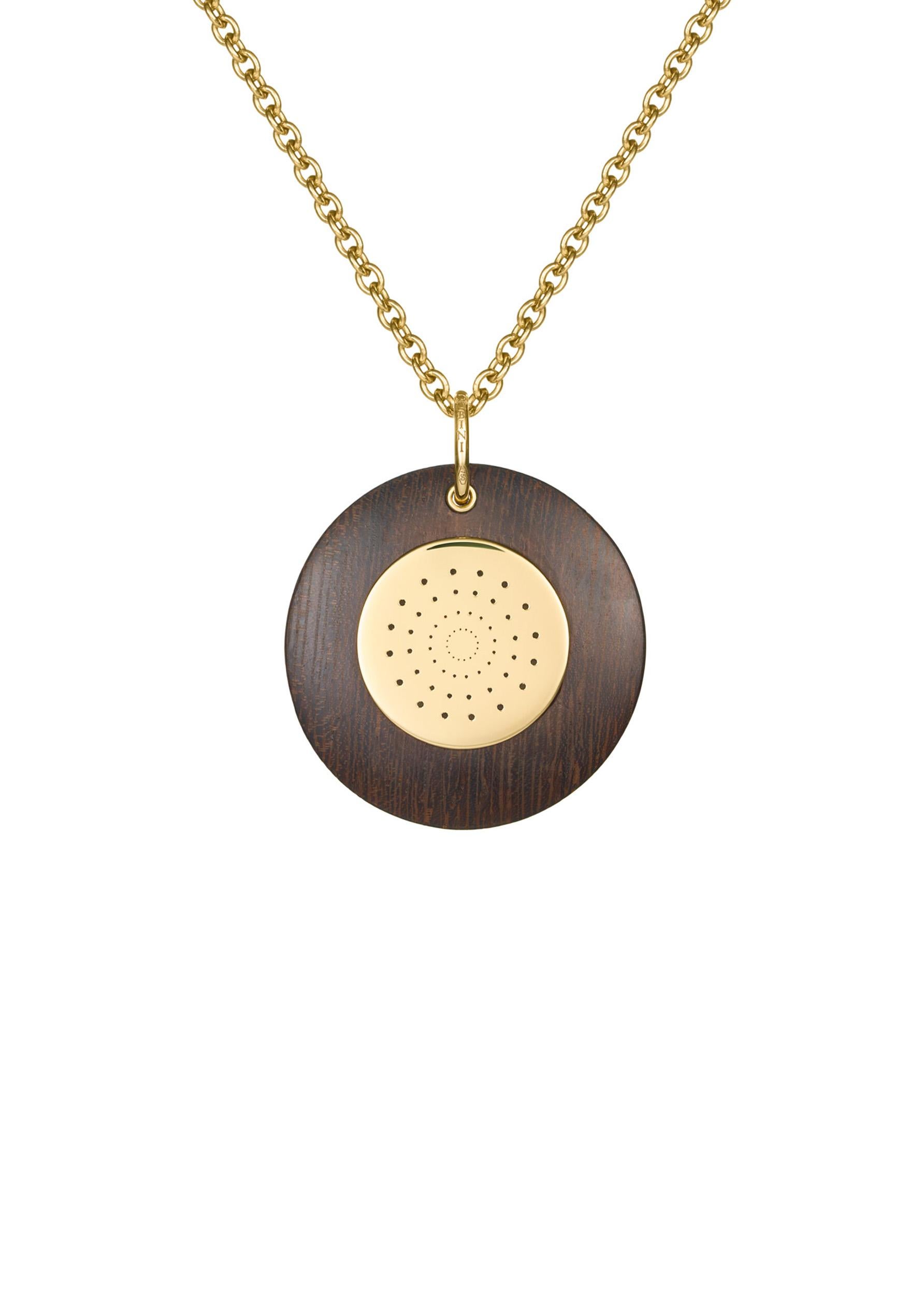 Artisan Dubini Fatimid Ancient Dinar Coin Wood Medallion 18 Karat Yellow Gold Necklace For Sale