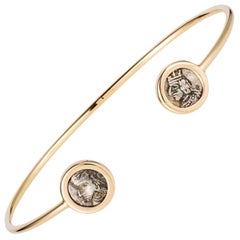 Bracelet Dubini Kings of Persis en or jaune 18 carats avec pièce de monnaie en argent antique