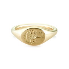 Dubini Scorpion Intaglio 18 Karat Yellow Gold Signet Ring