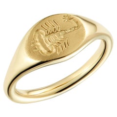 Dubini Scorpion Intaglio 18 Karat Yellow Gold Signet Ring