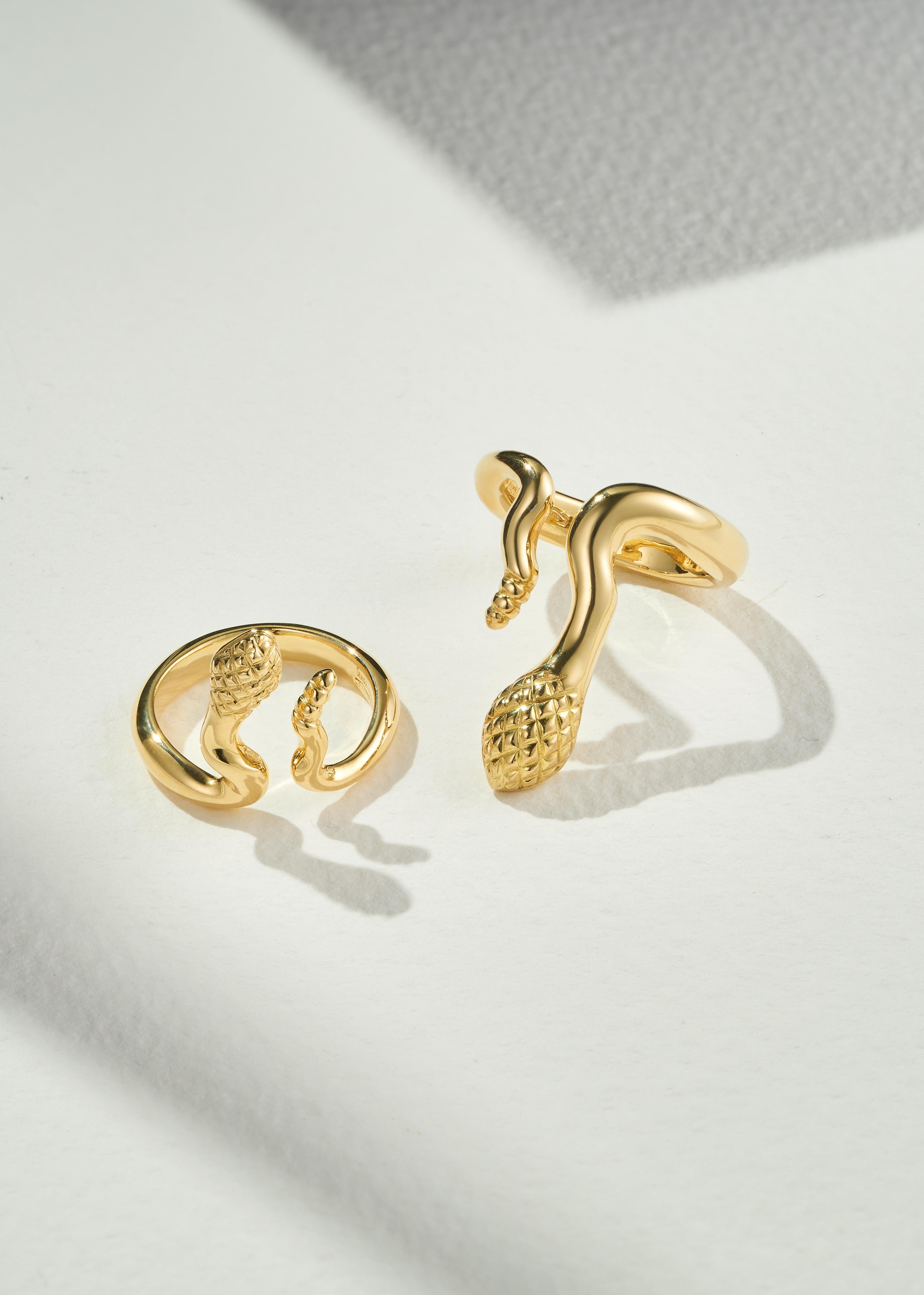 For Sale:  Dubini Serpentis Snake Small 18k Yellow Gold Ring 4