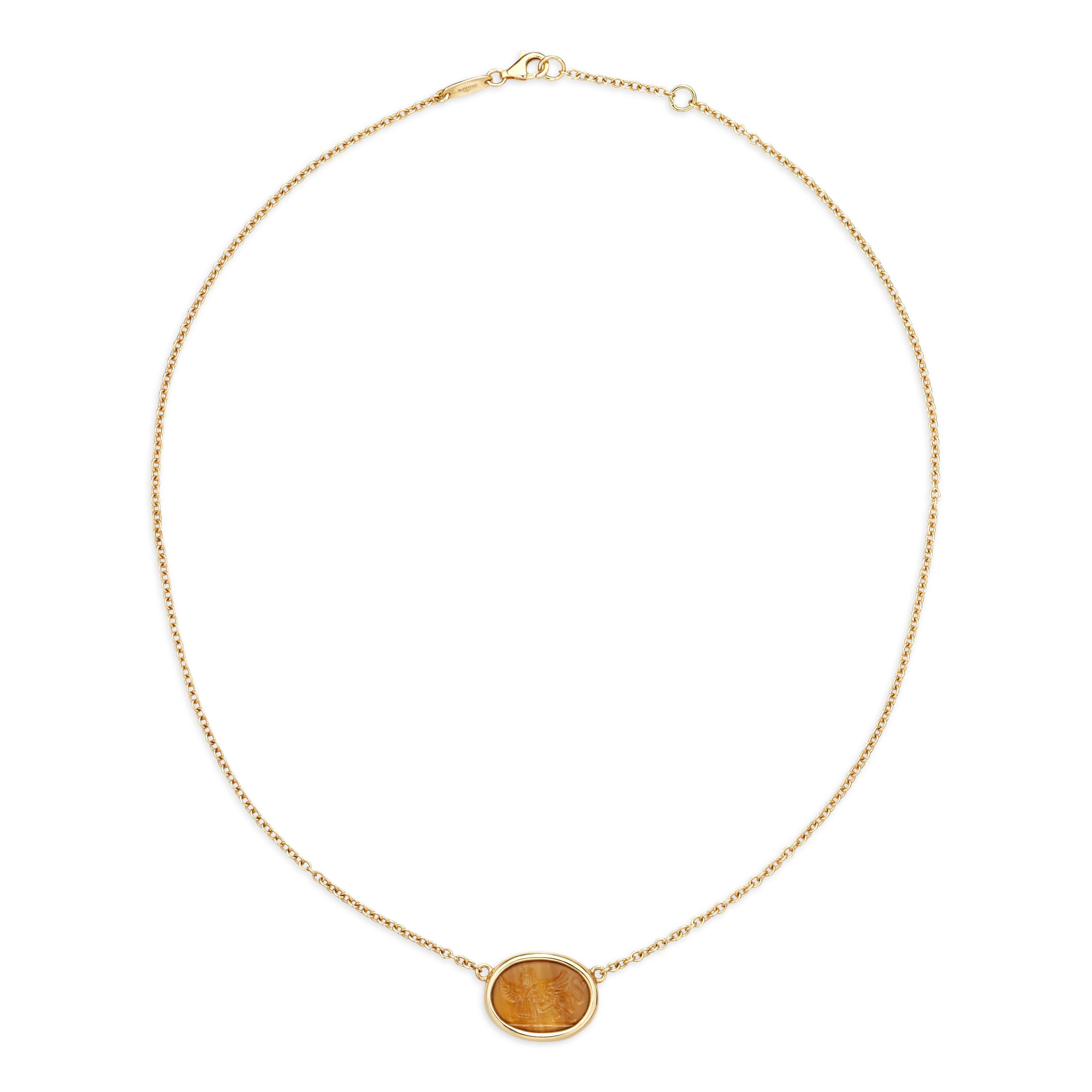 This DUBINI coin necklace from the 'Empires' collection features an authentic Sphinx agate intaglio circa 19th century set in 18k yellow gold.

Rolo chain: 41cm with an adjustable hoop at
