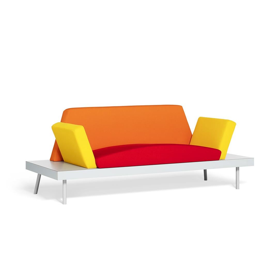 Dublin couch in plastic, metal and fabric by Marco Zanini for Memphis Milano collection

Additional information:
Couch in plastic laminate, metal and nonflammable synthetic fabric.
Collection: Memphis Milano
Designer: Marco Zanini
Year: