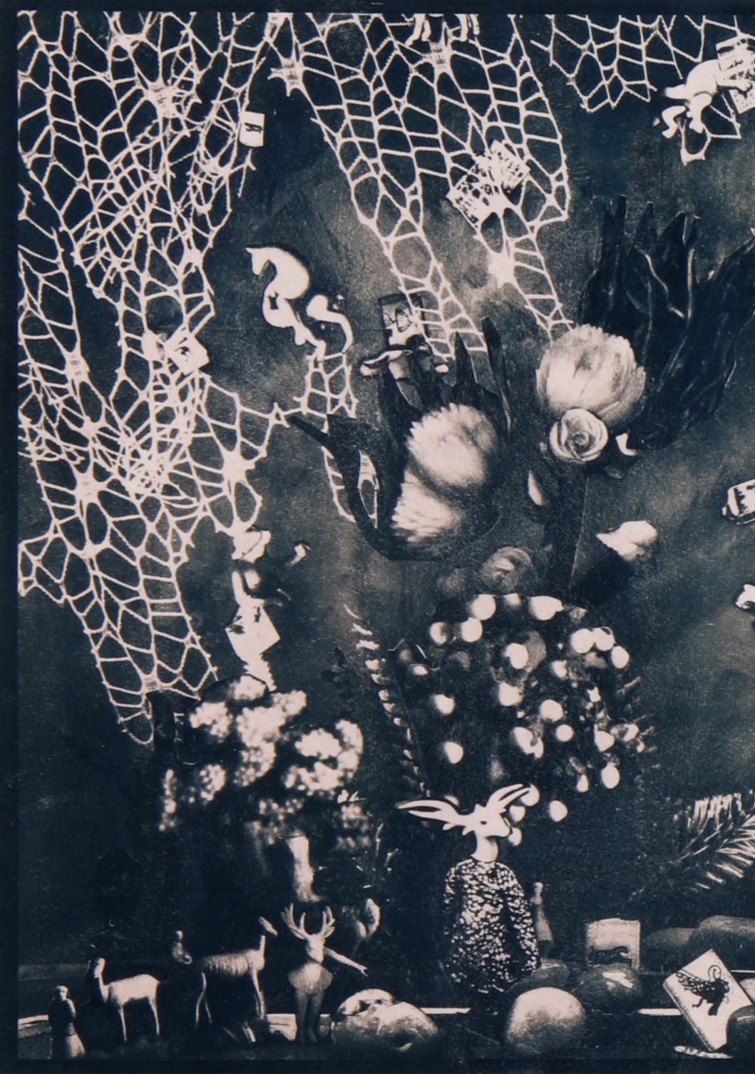 Salto Obstáculos, 2025. Fotografía cianotipia - Photograph Abstracto de Dubravka Lazic