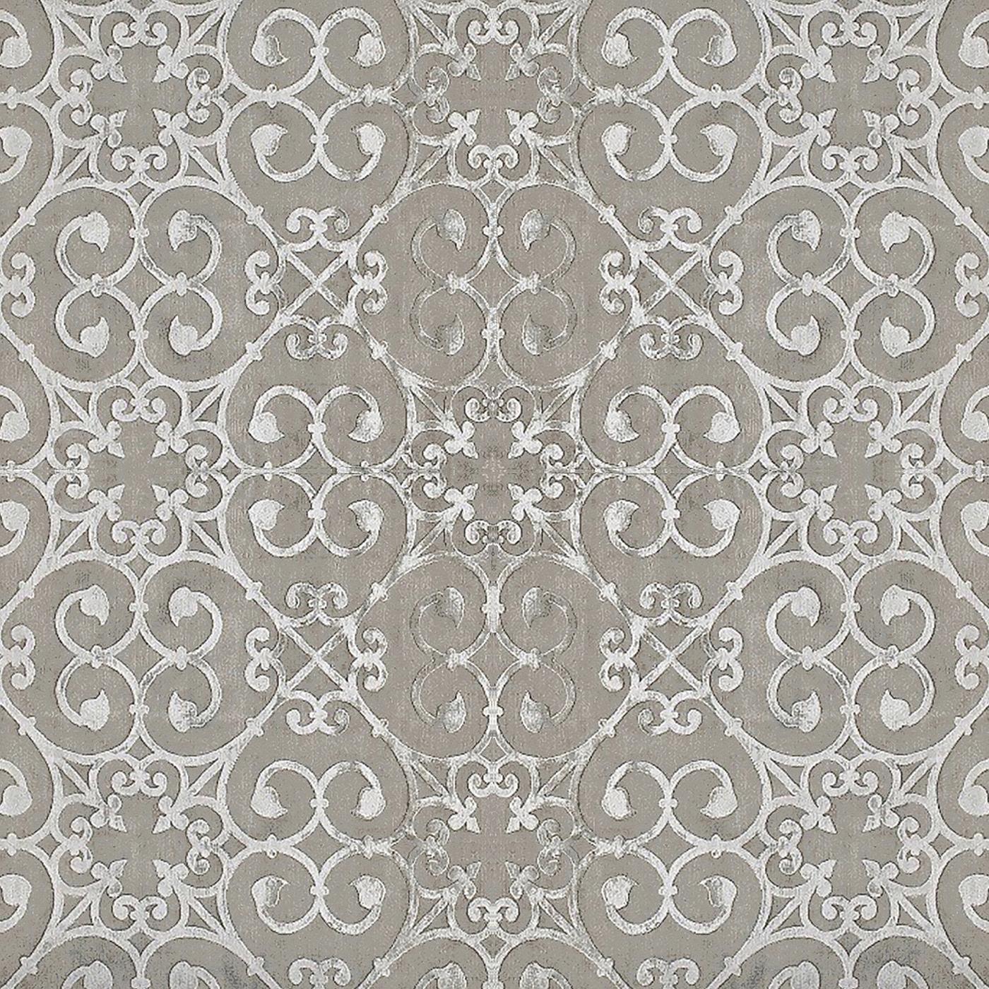 Hand-knotted in Nepal by master craftsmen, the superb design of this elegant rug is an homage to the visual appeal of wrought-iron works, material here appreciated in its purely decorative function. The composition of 50% silk and 50% Himalayan wool
