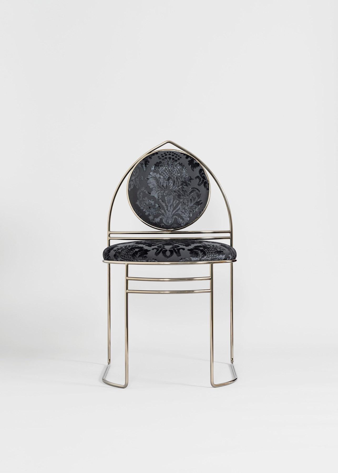 Sedia Ducale ST Black di Enrico Girotti ENRICO
Dimensioni: L x 53 x P 57 x H 95 cm
Materiali: Acciaio massiccio sagomato con finitura Ultrablack e rivestimento in velluto damascato.
Peso: 8 kg. 

Enrico Girotti è un designer industriale che ha