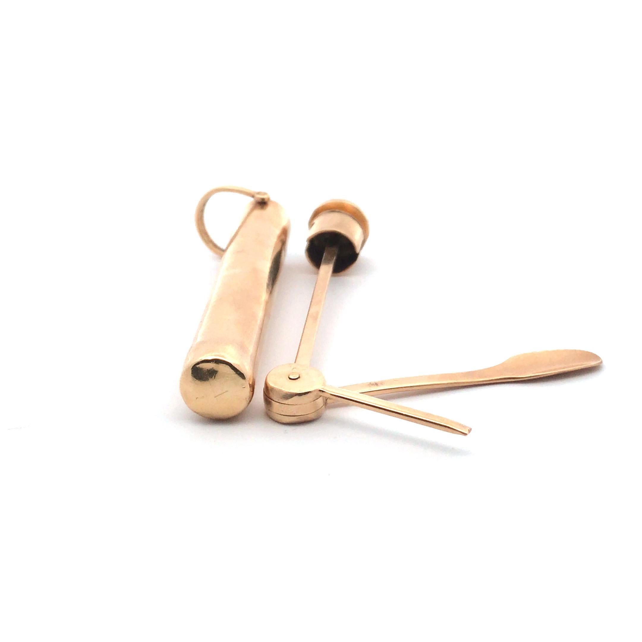 Cartier nettoyeur de passepoil duchesse de Windsor en or jaune 18 carats en vente 1
