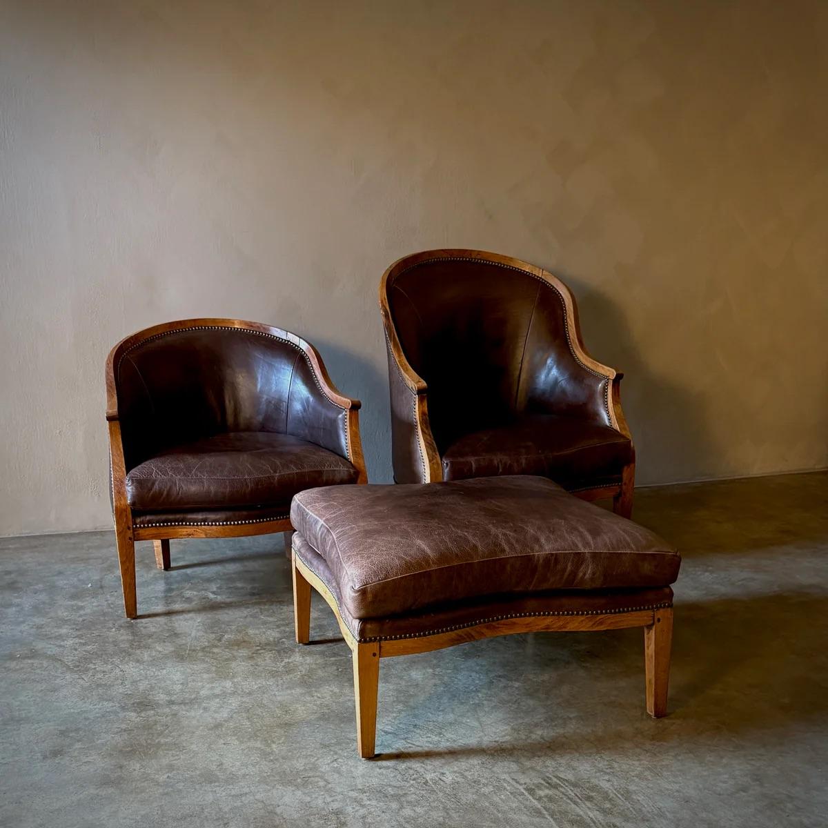 Chaises duchesse avec pouf Bon état - En vente à Los Angeles, CA