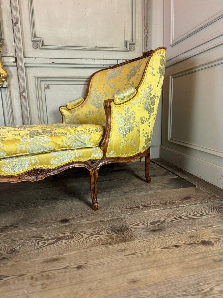 Chaise longue duchesse de Bateau, Louis XV, soie jaune, 18ème siècle en vente 4