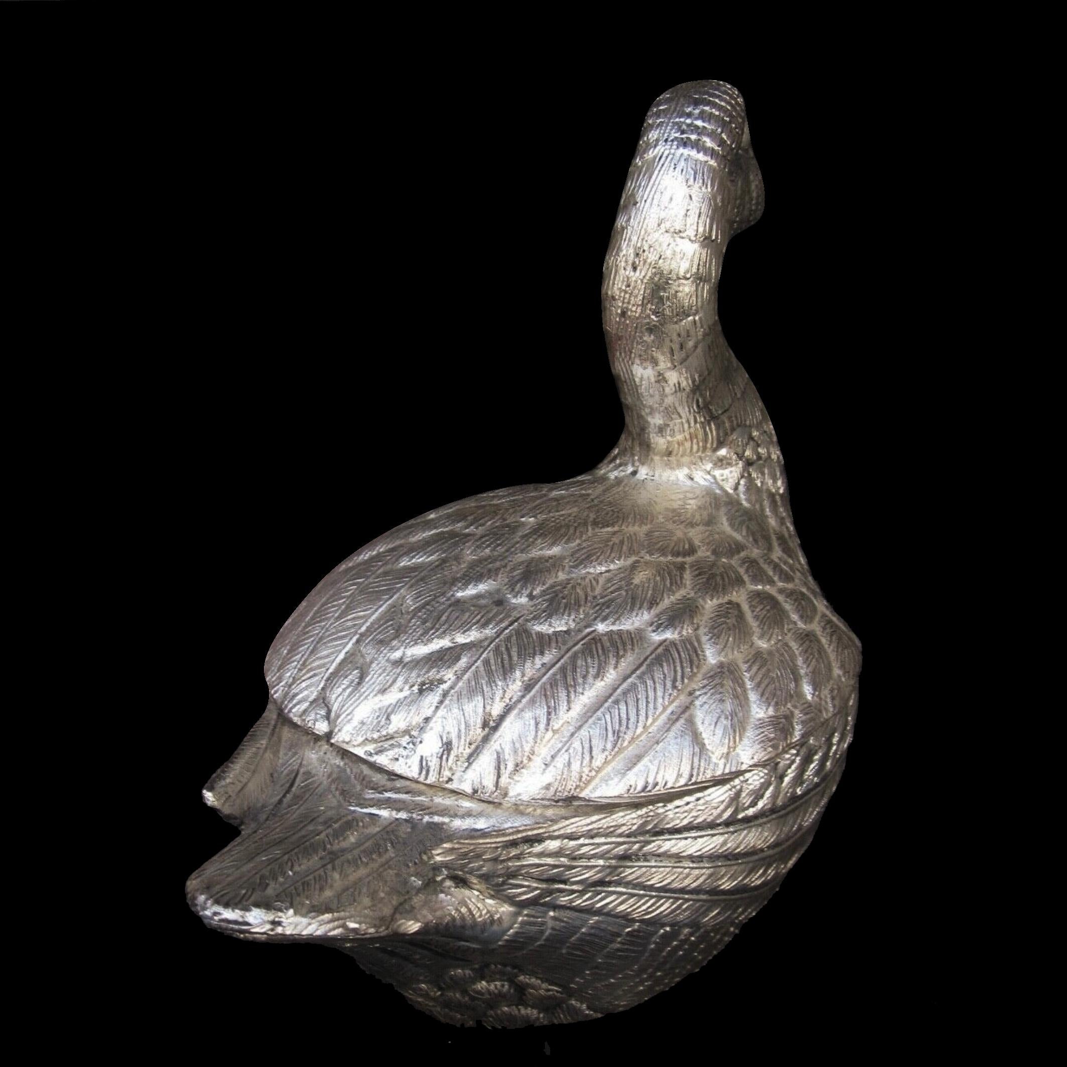 Cubitera de pato diseñada por Mauro Manetti, bañada en plata, hacia 1960 en Bueno estado para la venta en Paris, FR