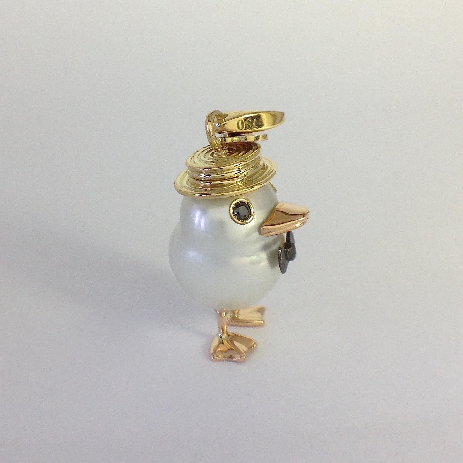 Petronilla Duck Pearl 18 Karat Gold Black Diamond Charm or Pendant Necklace In New Condition In Bussolengo, Verona