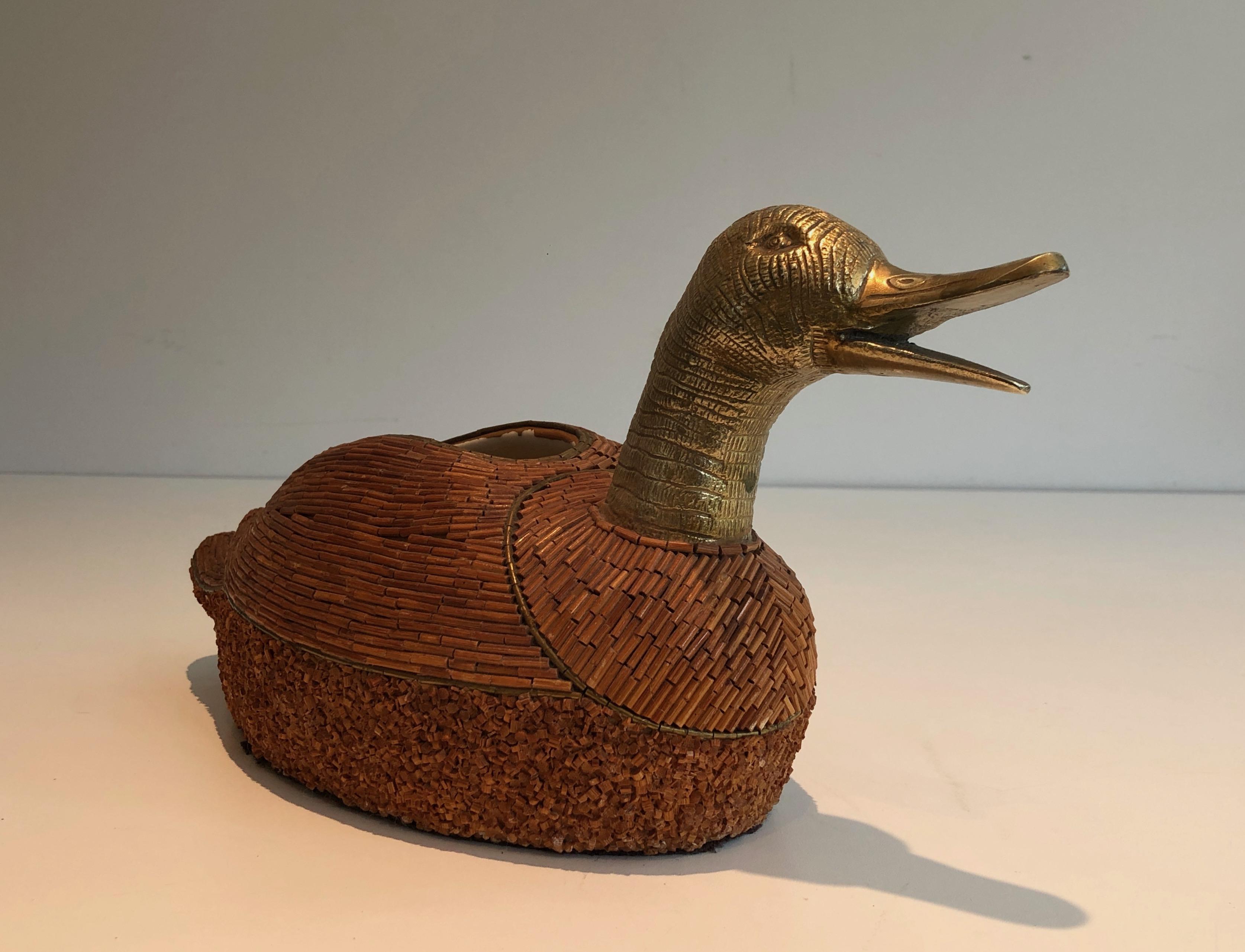 Mid-Century Modern Duck Vide-Poche in Ceramic and Brass. Circa 1970 For Sale