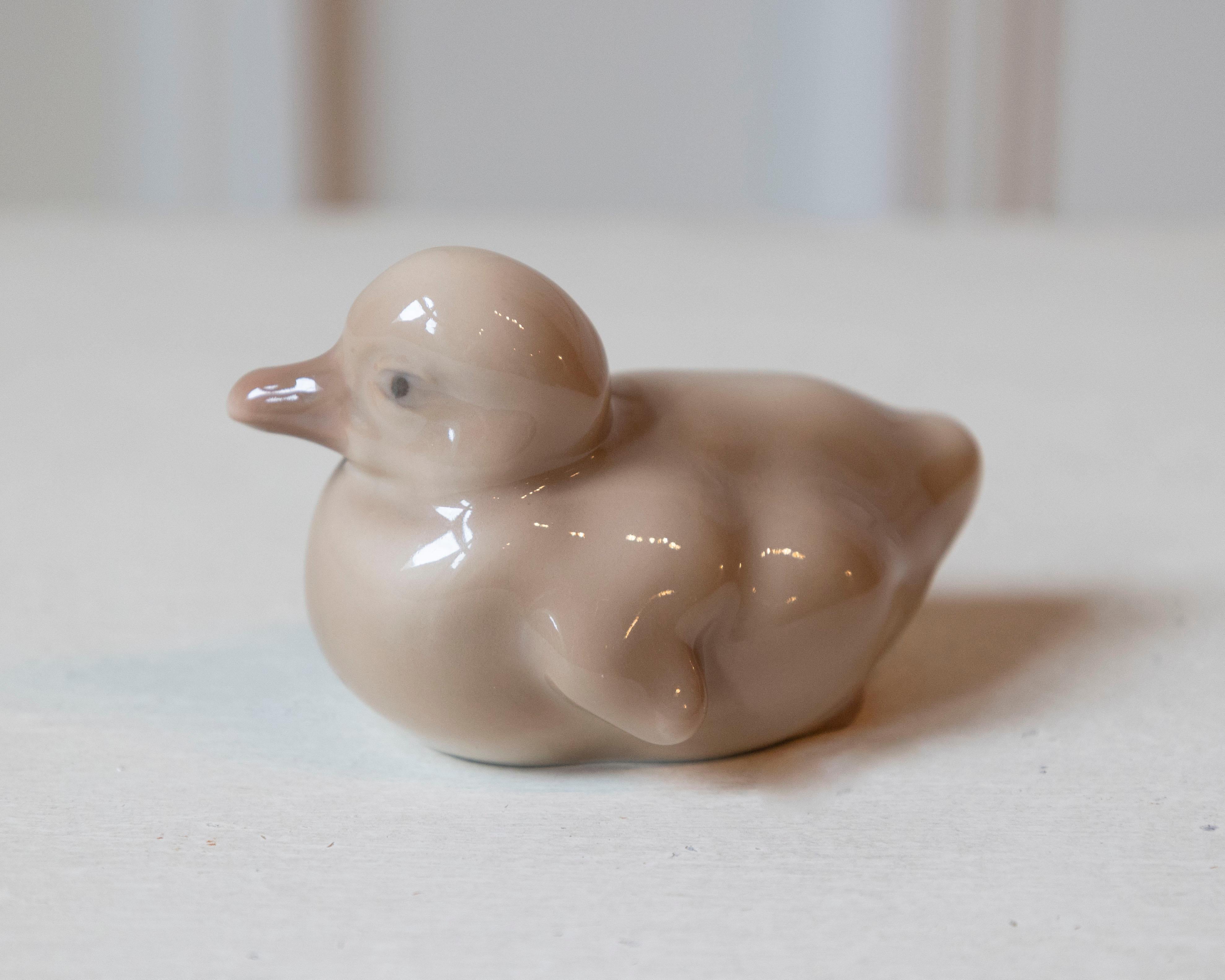 Porcelain Duckling by Royal Copenhagen - The finest Danish porcelain For Sale