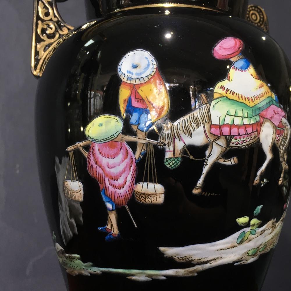 Dudson Black Glaze Chinoiserie Vase, Euterpe Pattern, circa 1875 For Sale 4