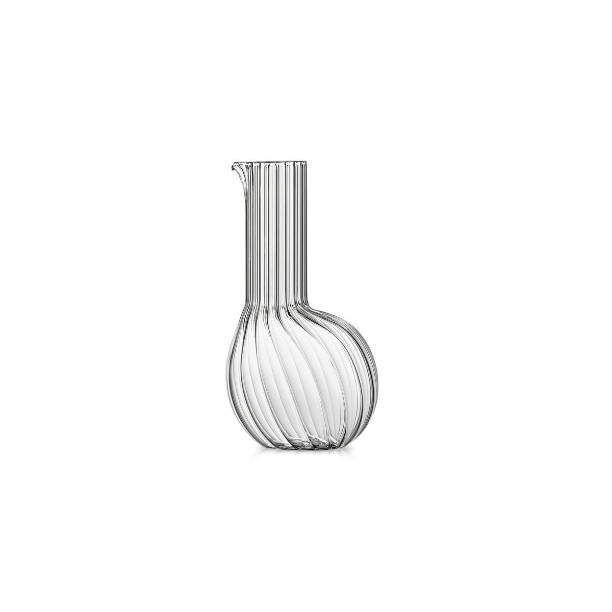 Moderne Carafe en verre soufflé à grande ouverture Dudù Designée par Matteo Cibic en vente