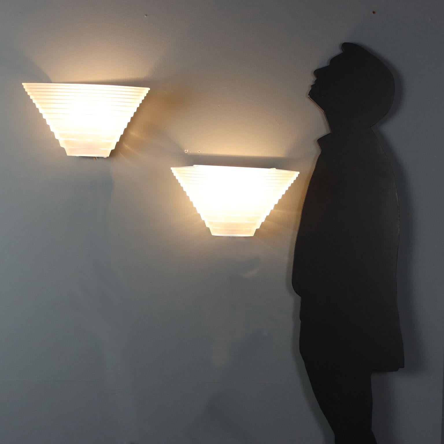 Dos apliques 'Pergamo 30' Artemide Design by Angelo Mangiarotti años 80 Moderno de mediados de siglo en venta