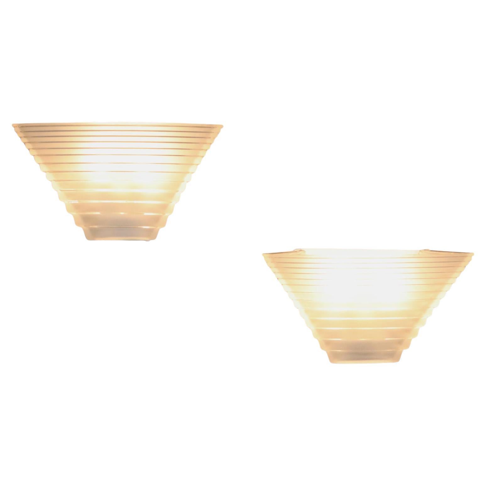 Dos apliques 'Pergamo 30' Artemide Design by Angelo Mangiarotti años 80 en venta