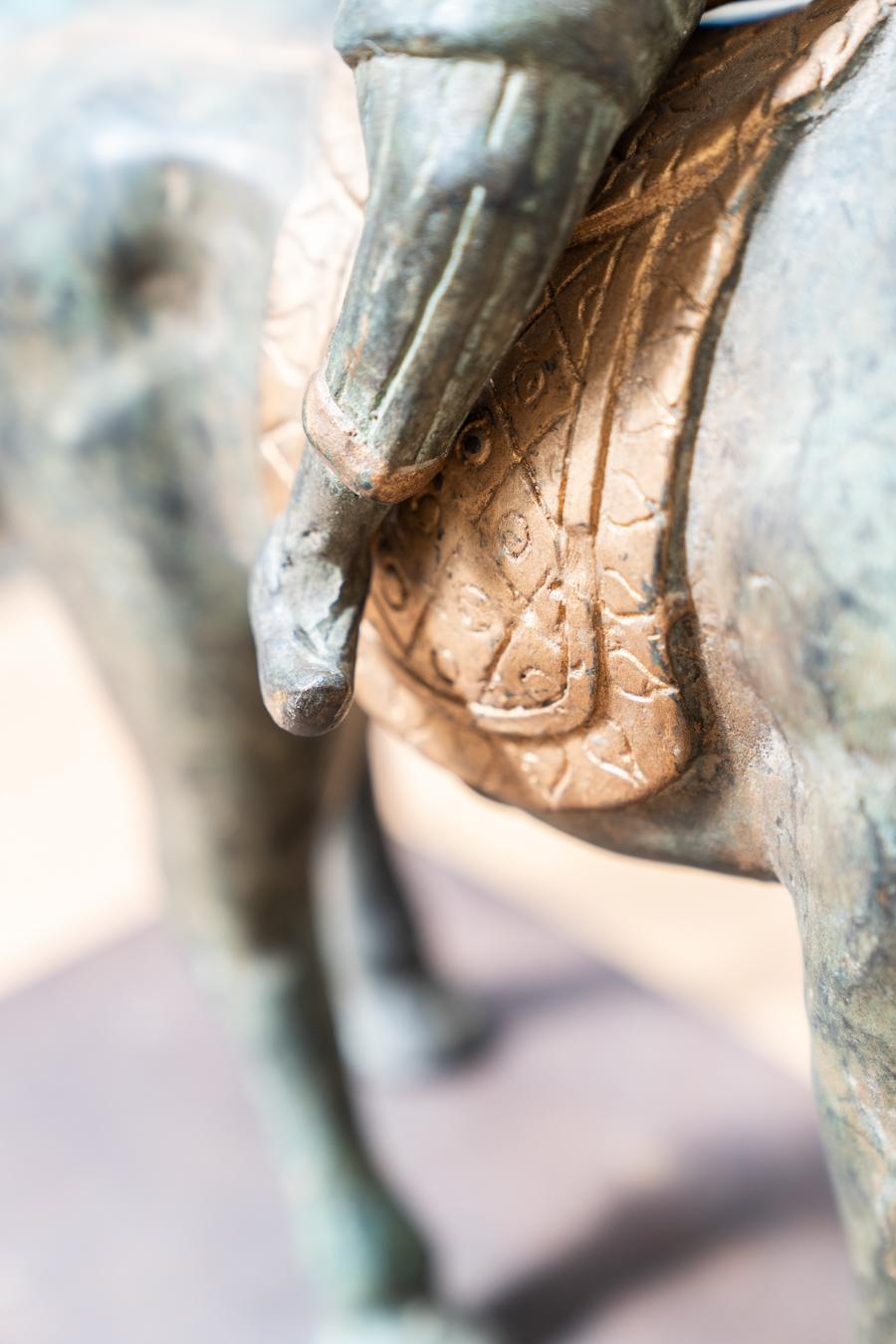 Two antique bronze horsemen, 1920s-30s For Sale 4