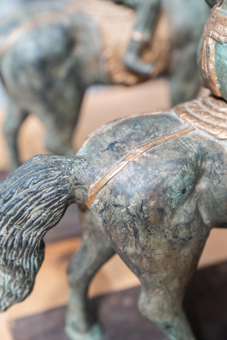 Two antique bronze horsemen, 1920s-30s For Sale 7