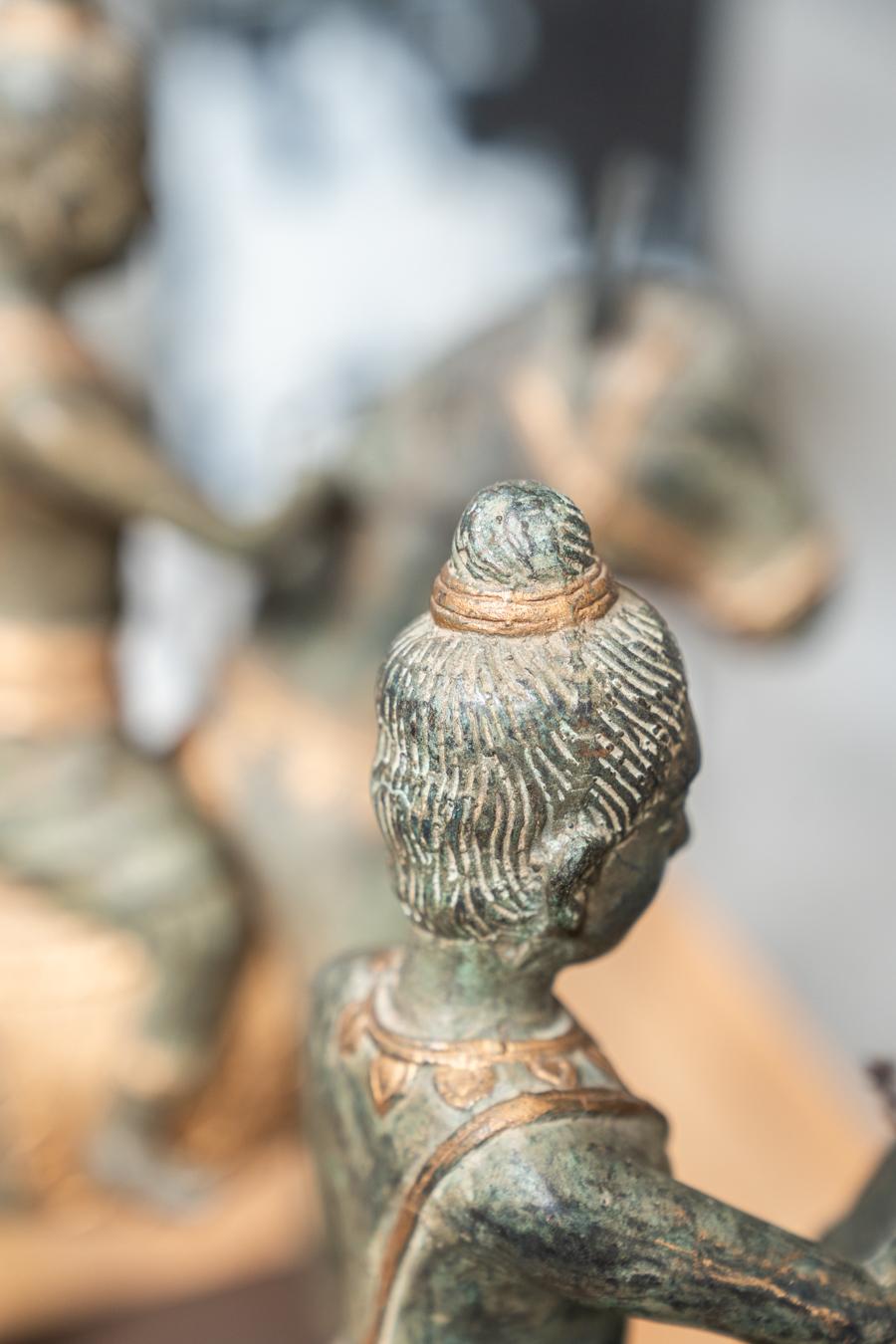 Two antique bronze horsemen, 1920s-30s For Sale 8