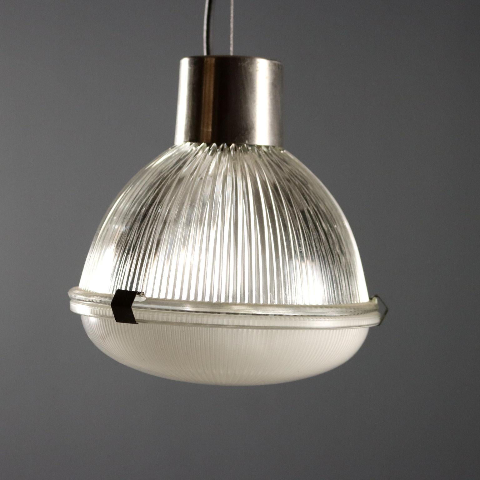 Metallo Due Lampade anni '60 Oluce Design di Tito Agnoli in vendita