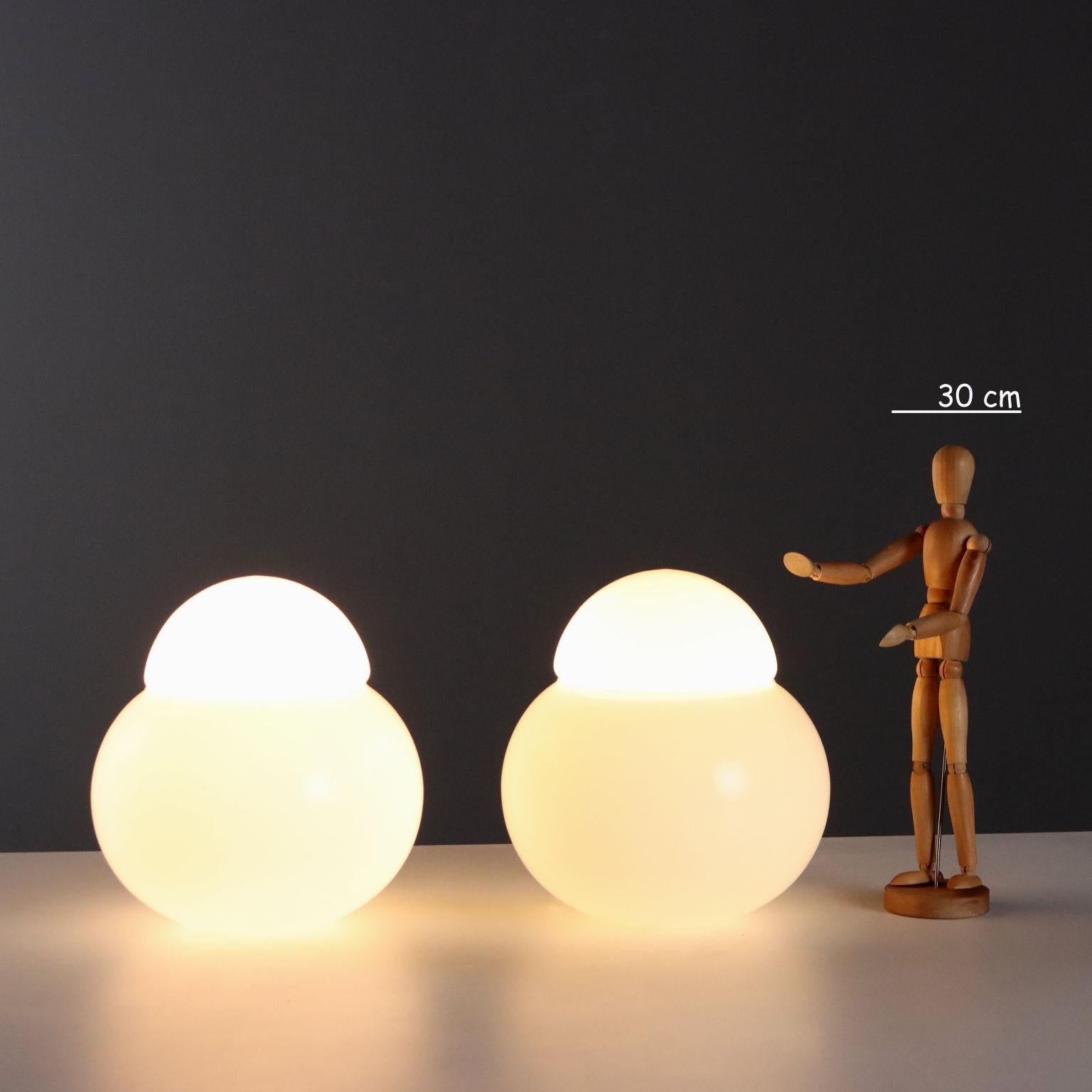 Mid-Century Modern Due Lampade da tavolo 'Daruma' di Sergio Asti per Candle anni 70 For Sale