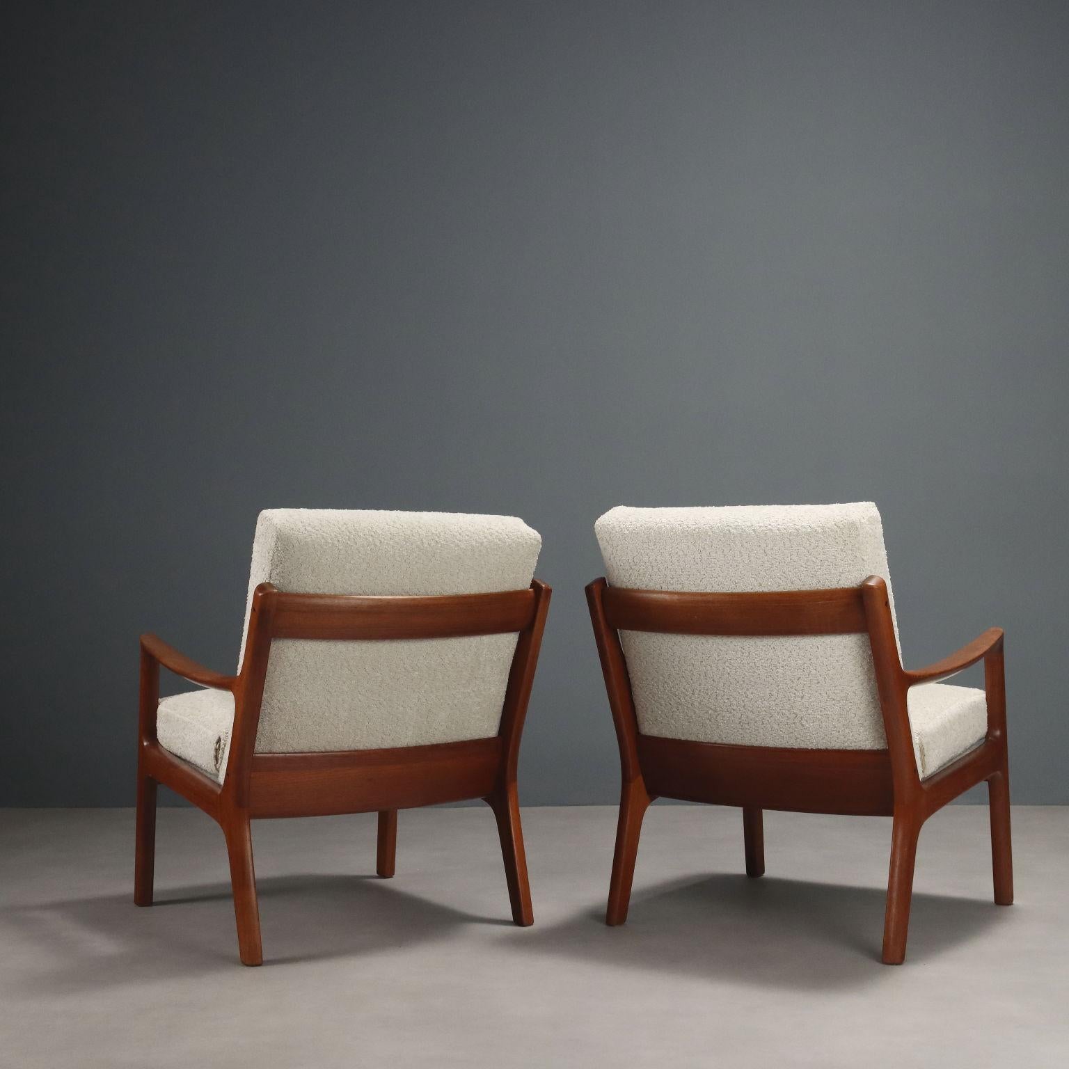 Due Poltrone anni '60 France & Son Design di Ole Wanscher in vendita 2