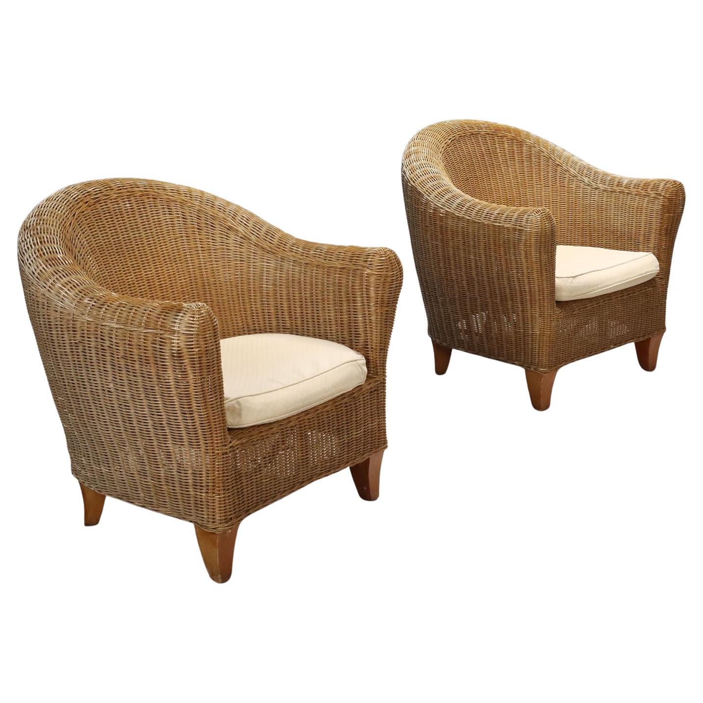 Due Poltrone in Vimini anni 60-70 in vendita